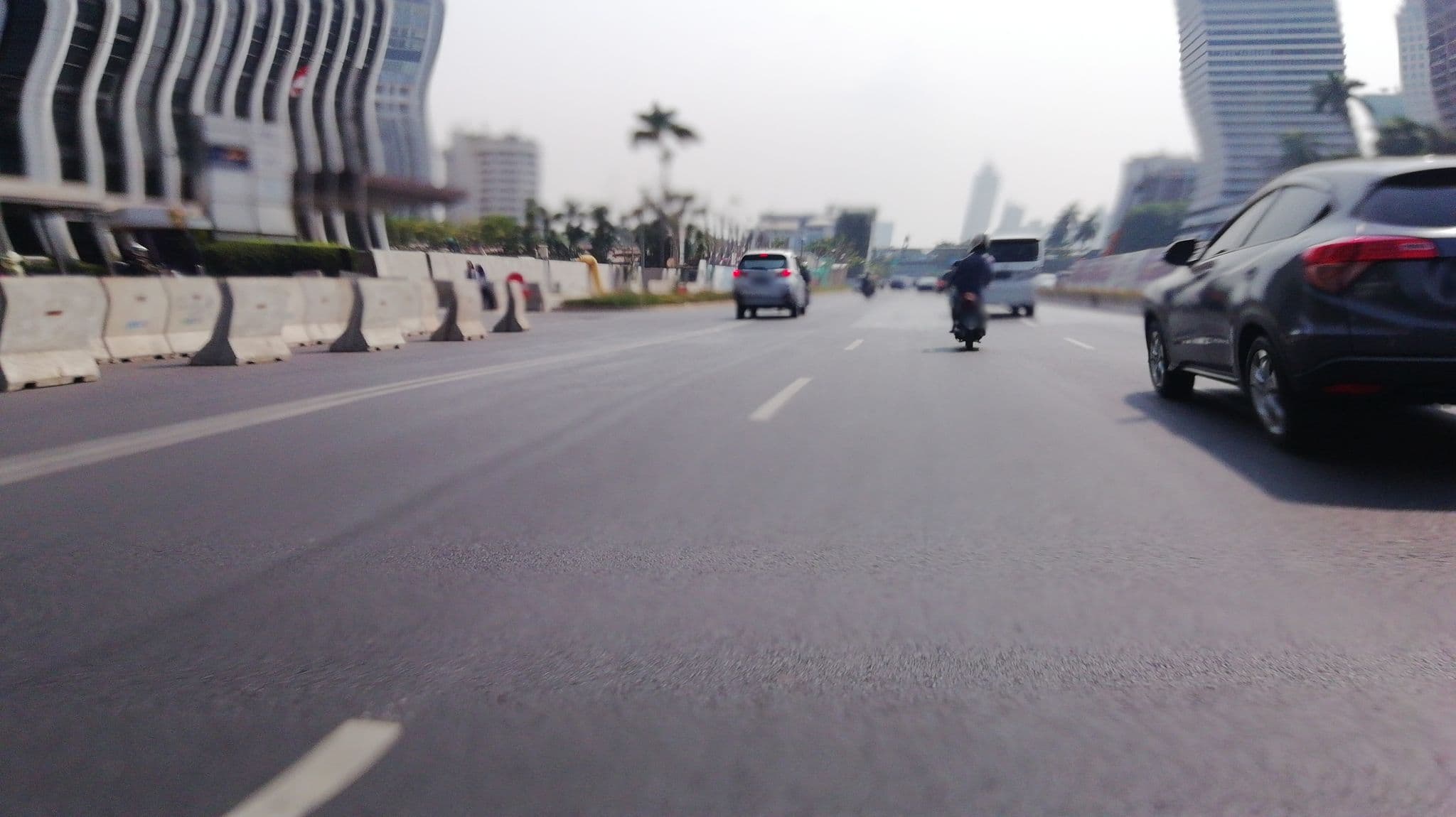 Street view near Grand Royal  Panghegar, Jakarta — © putramadhan02 (CC BY-SA · Mapillary)