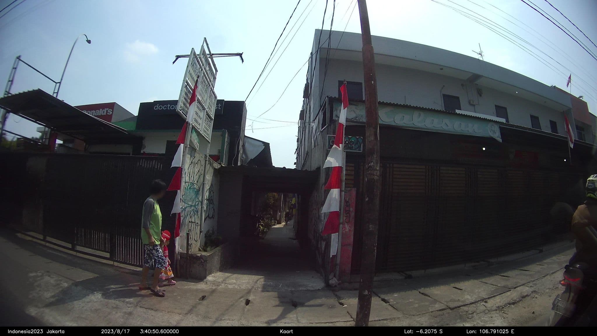 Street view near Pitagiri Peninsula Hotel, Jakarta Selatan, Jakarta — © kaart_2 (CC BY-SA · Mapillary)
