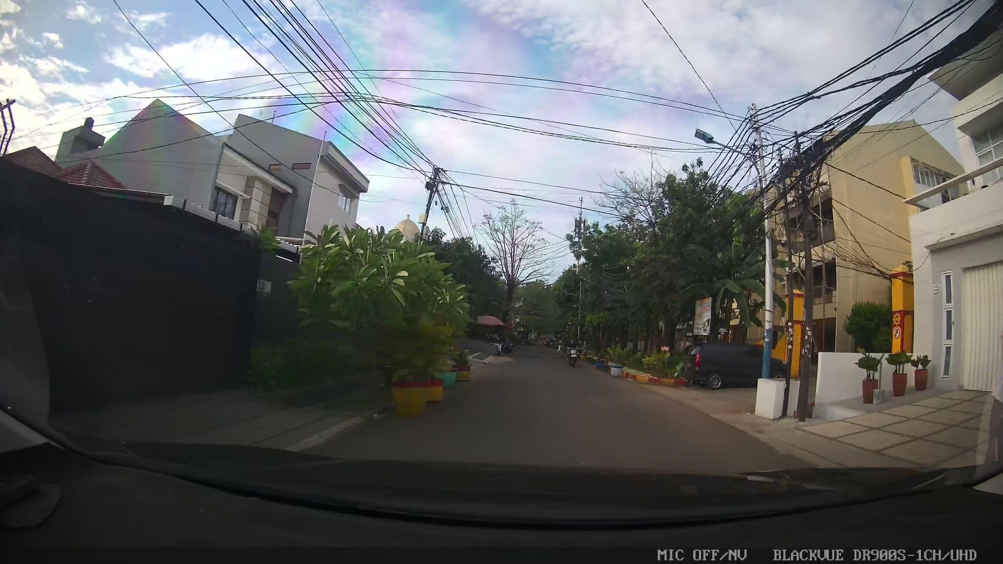Street view near kamar di pojok lantai 9 hotel santika, Jakarta — © Kaart---FRONT (CC BY-SA · Mapillary)