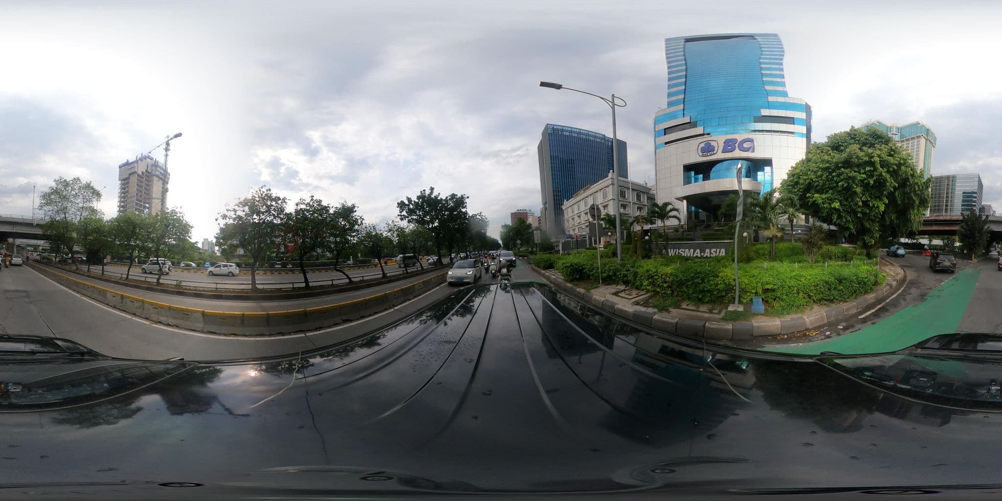 Street view near Peninsula Hotel Ballroom, Jakarta — © Kaart---360 (CC BY-SA · Mapillary)