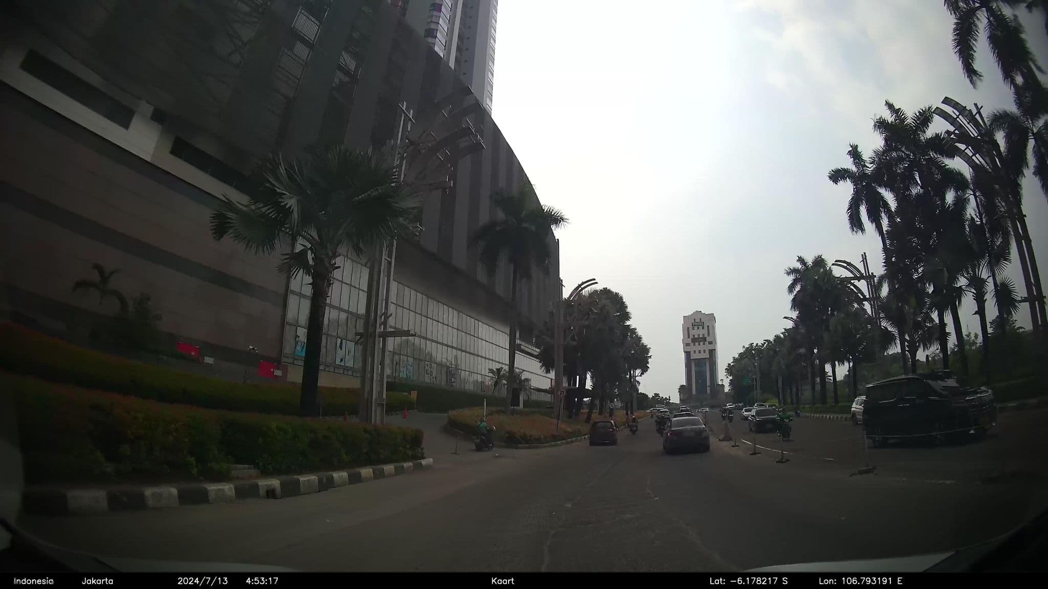 Street view near pop hotel, Jakarta — © kaartcam (CC BY-SA · Mapillary)