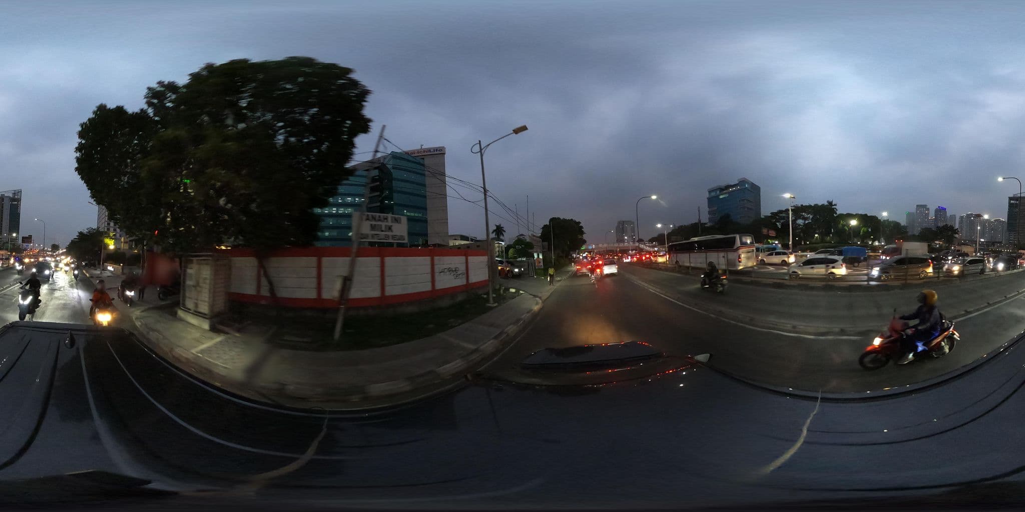 Street view near Tower B Twin Plaza Hotel, Jakarta — © kaart_360 (CC BY-SA · Mapillary)
