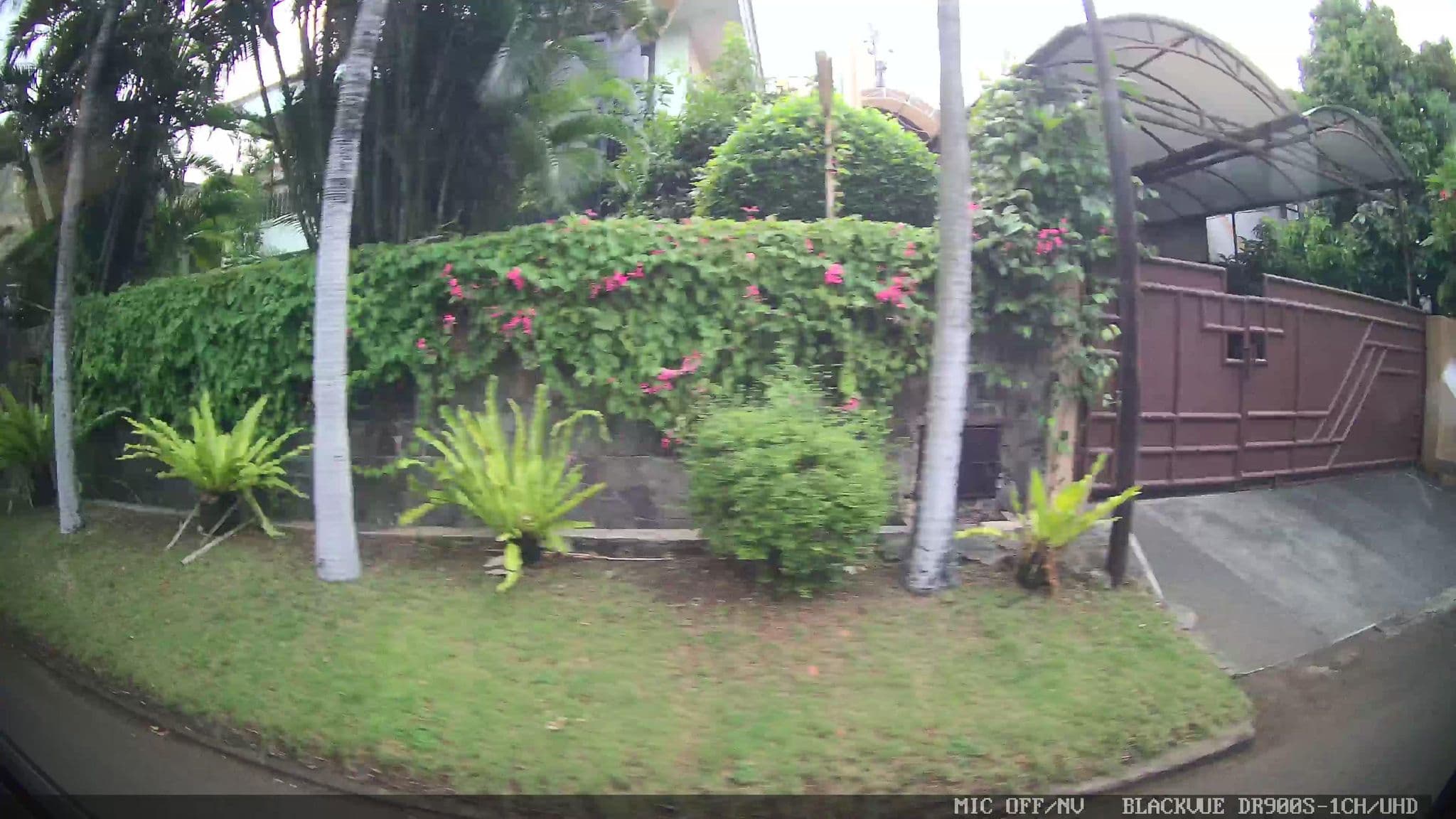 Street view near Toilet lt 6 Hotel Ciputra, Jakarta — © Kaart---LEFT (CC BY-SA · Mapillary)