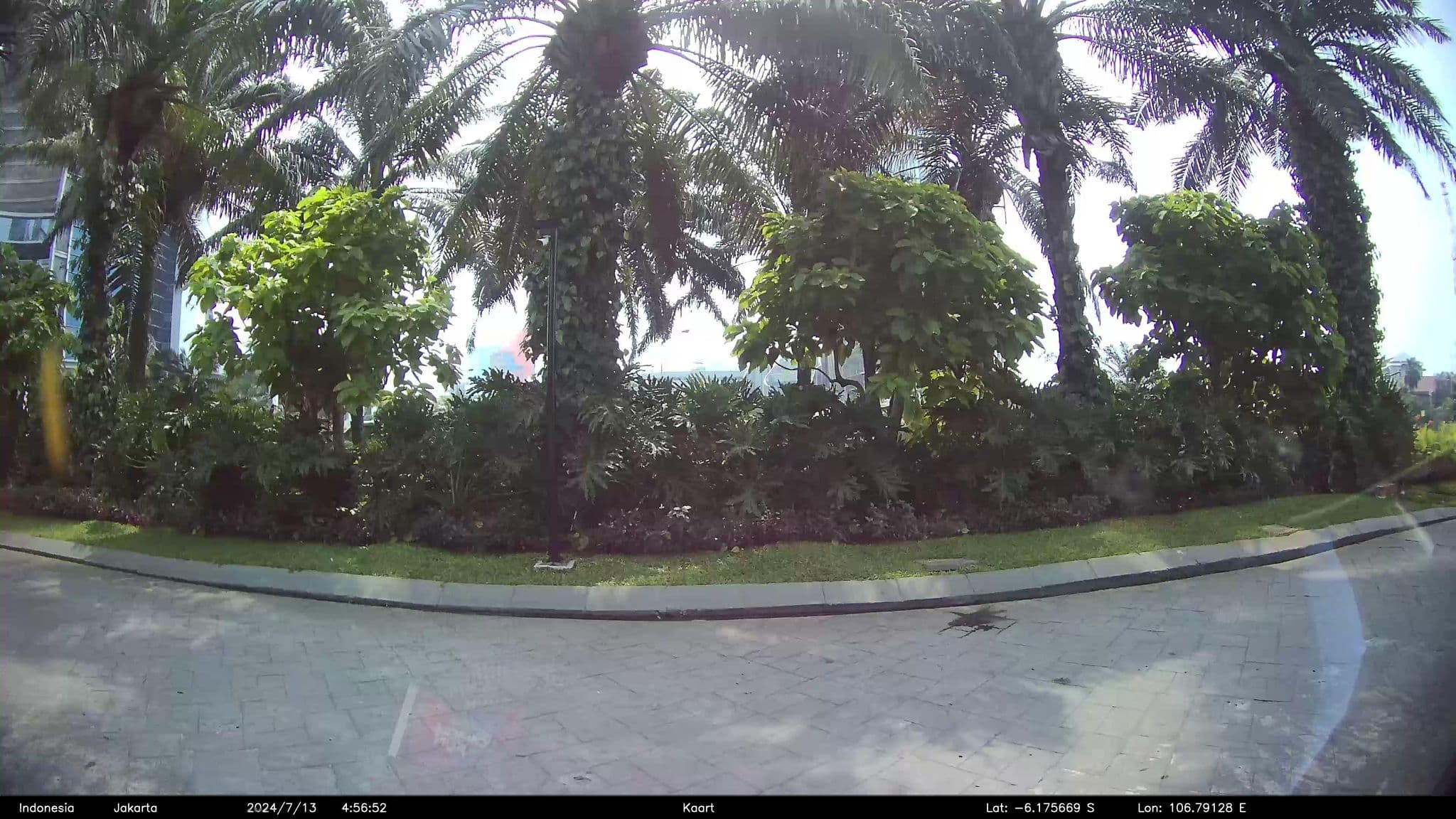 Street view near Hotel samudera dwinka,Bengkulu., Jakarta — © kaartcam (CC BY-SA · Mapillary)