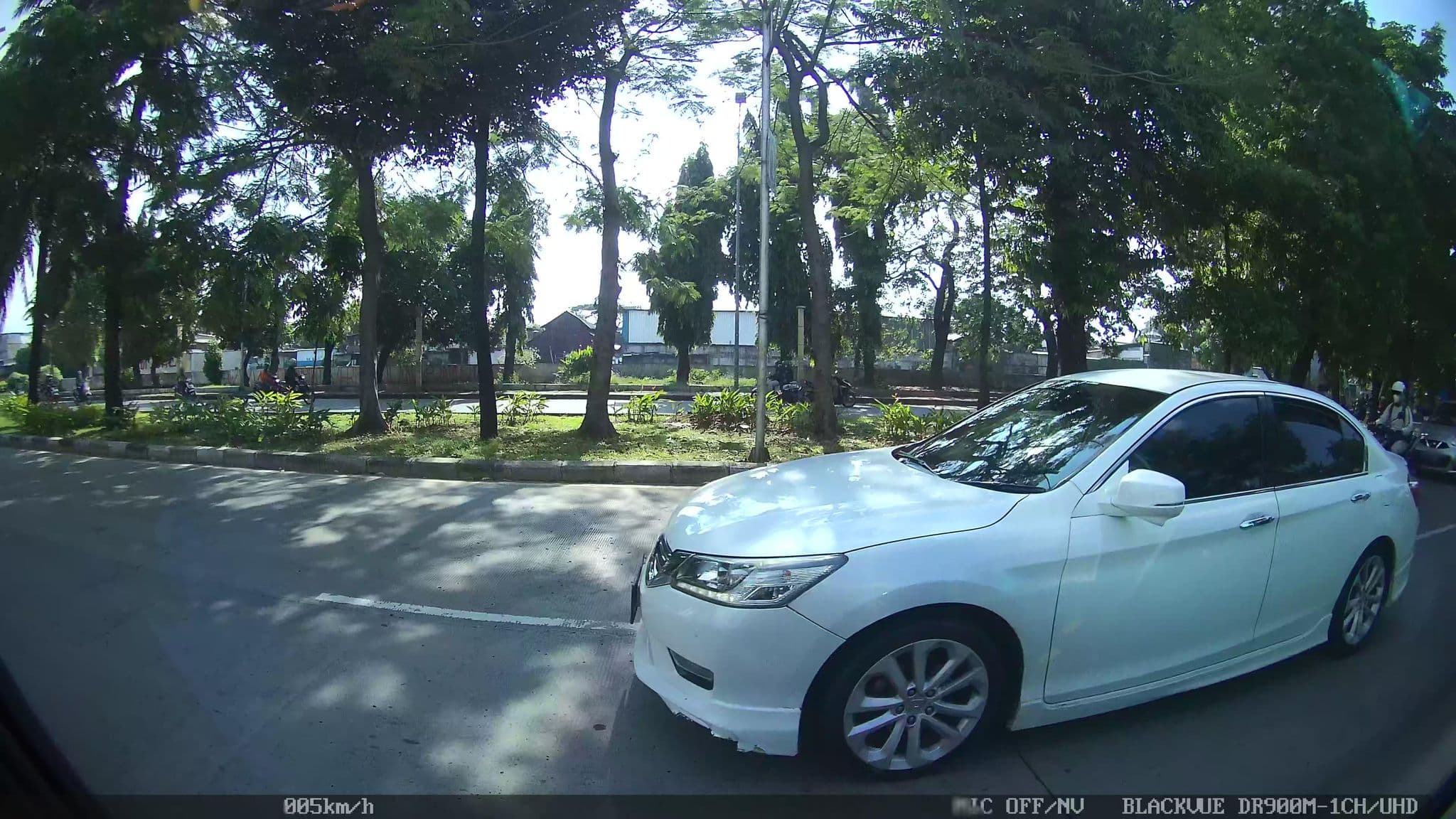 Street view near Jap's room, Jakarta — © kaart_2 (CC BY-SA · Mapillary)