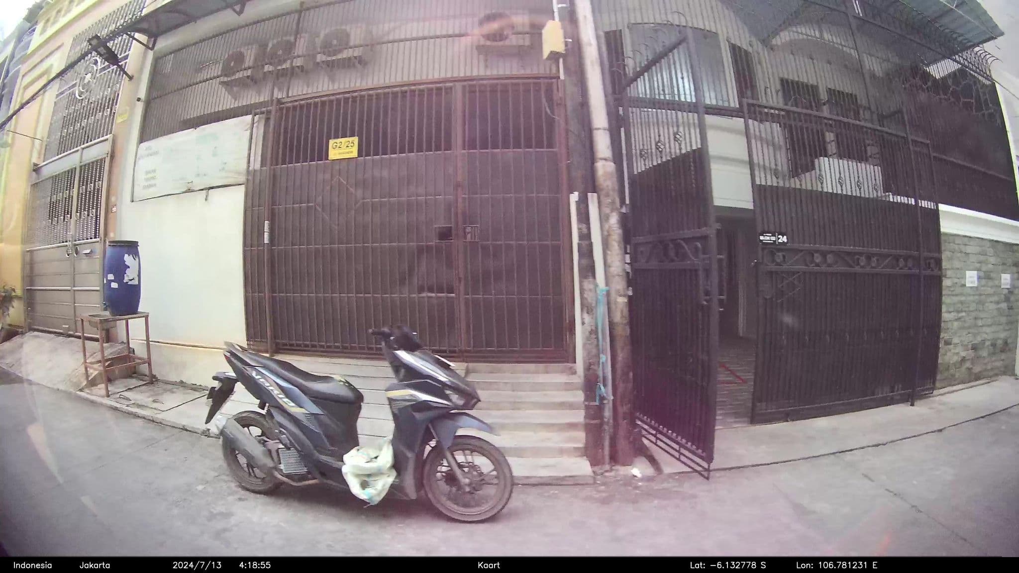 Street view near Kost Wader 25, Jakarta — © kaart_1 (CC BY-SA · Mapillary)