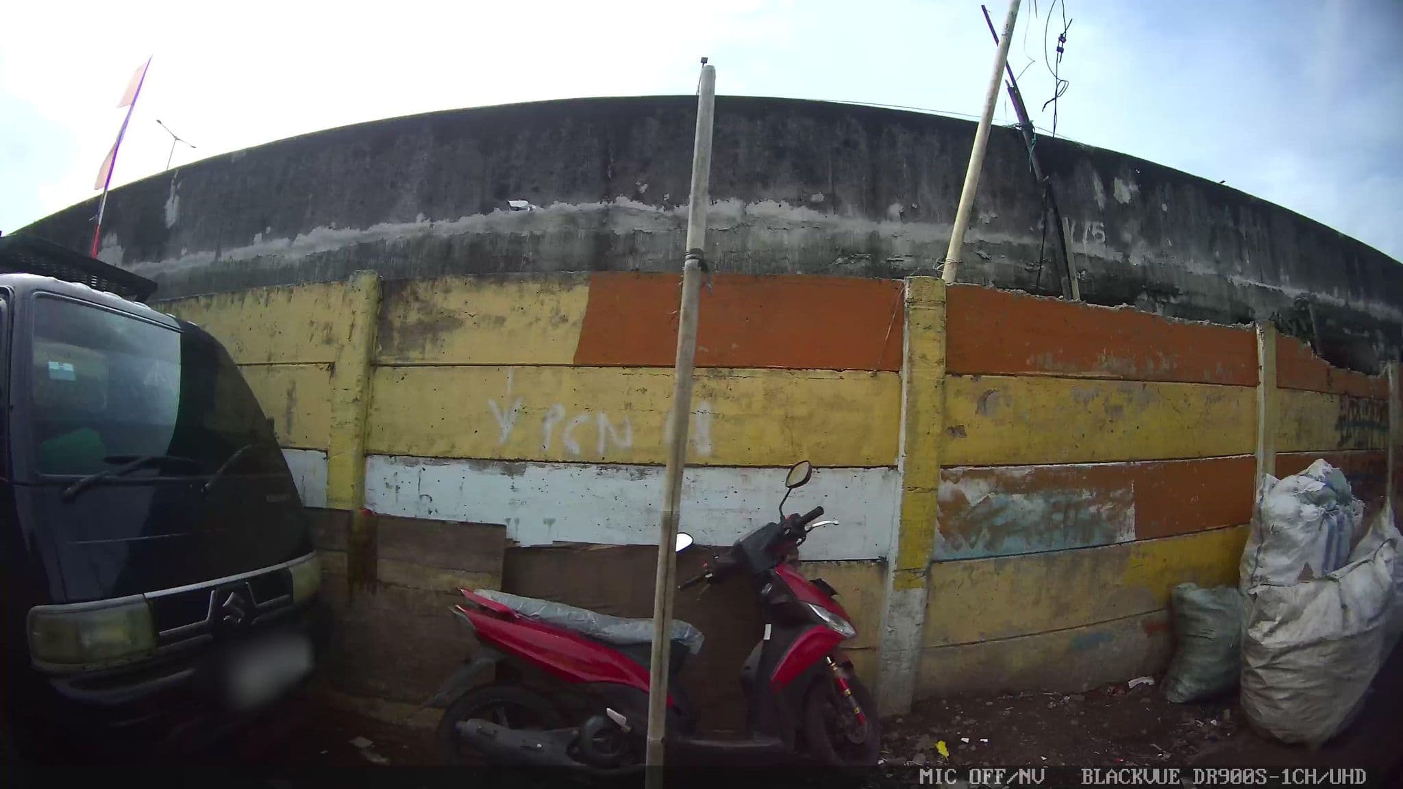 Street view near Wiryapura, Jakarta — © Kaart---LEFT (CC BY-SA · Mapillary)
