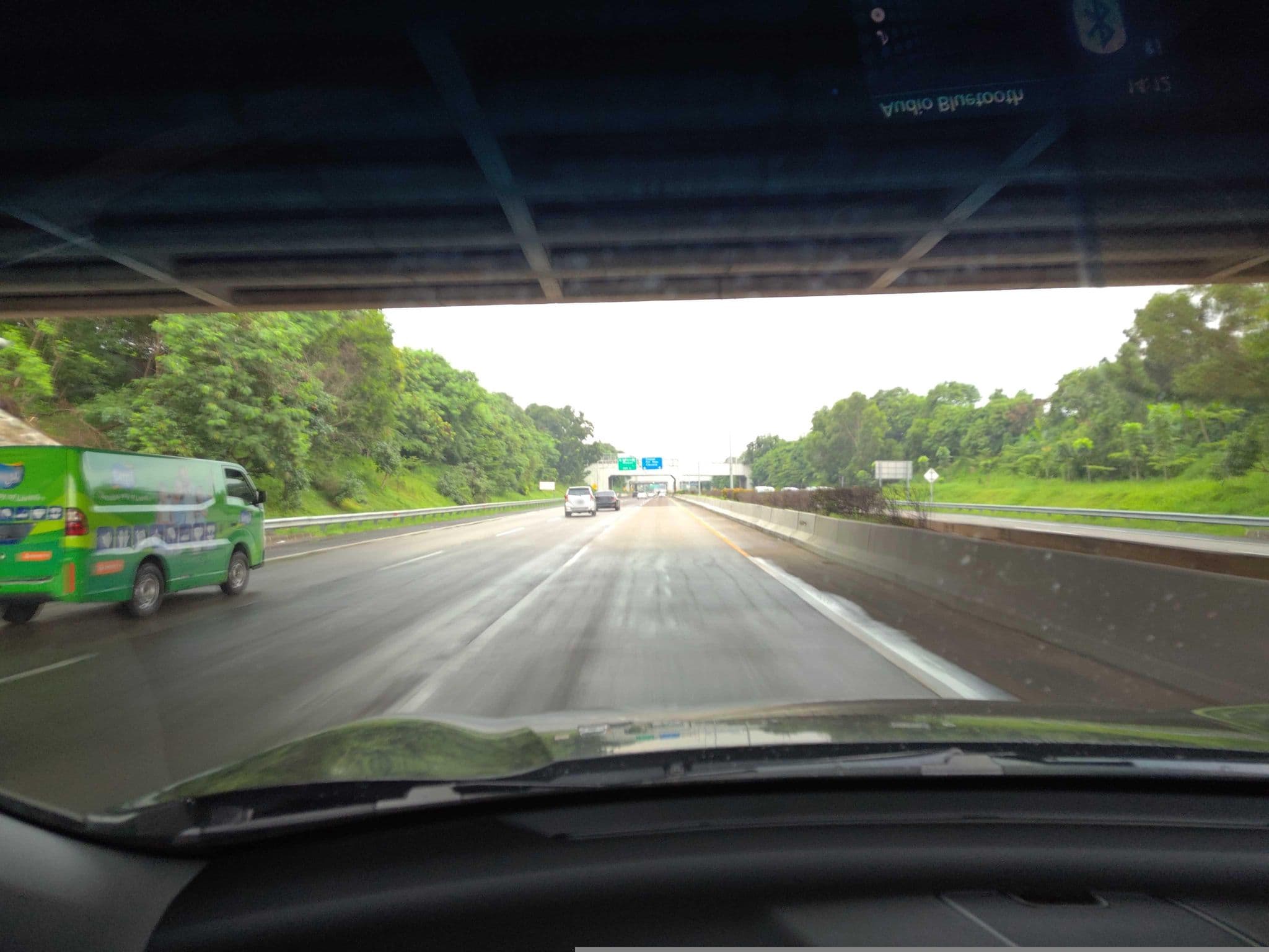 Street view near Hotel Bumi Wiyata Depok, Depok — © FotoPeta (CC BY-SA · Mapillary)