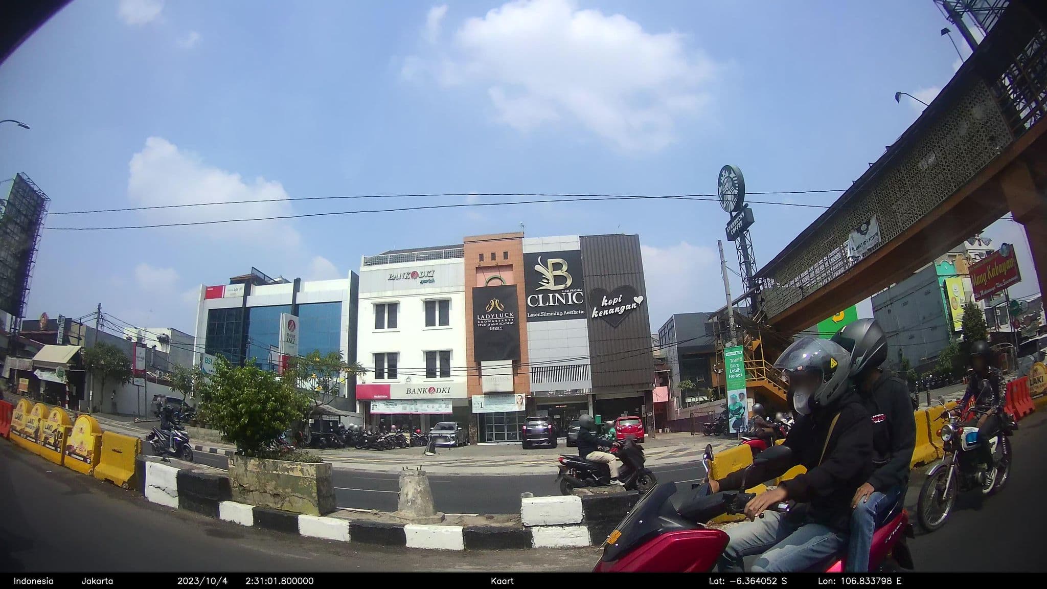 Street view near Penginapan Depok, Depok — © kaart_2 (CC BY-SA · Mapillary)