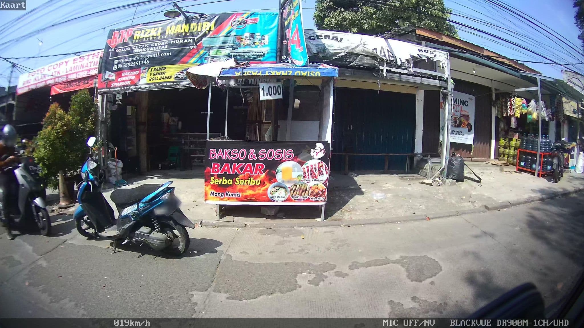 Street view near Wisma Bukit Barisan, Depok — © kaart5 (CC BY-SA · Mapillary)