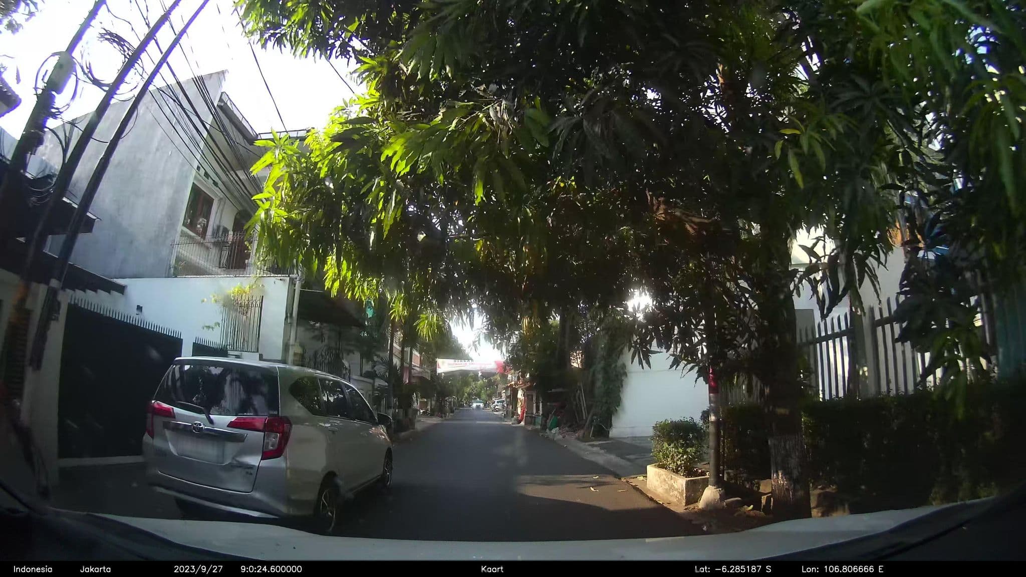 Street view near Azana Suite Hotel Antasari, Jakarta — © kaart_2 (CC BY-SA · Mapillary)