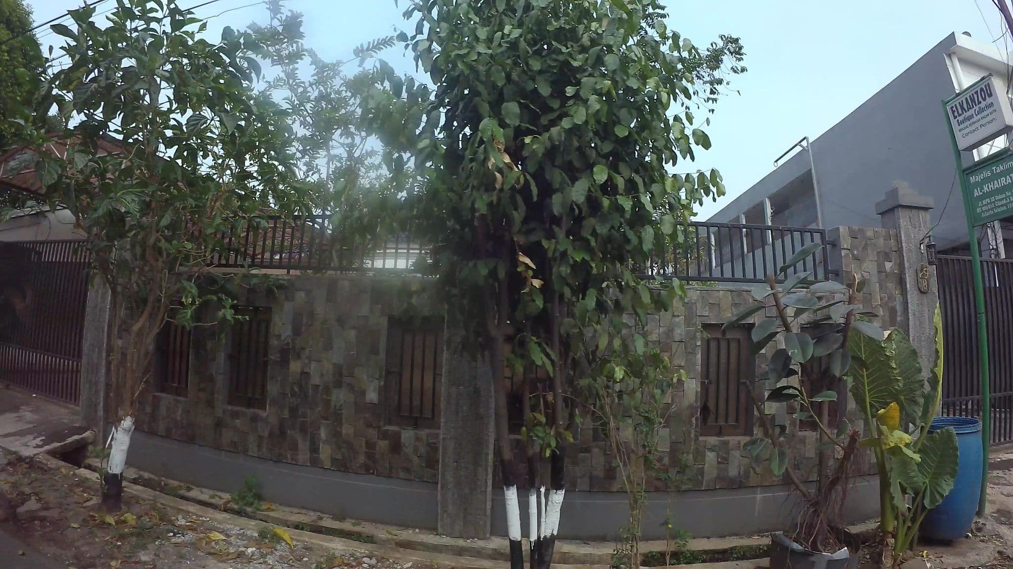 Street view near PSW Antasari Hotel, Jakarta — © kaart_3 (CC BY-SA · Mapillary)