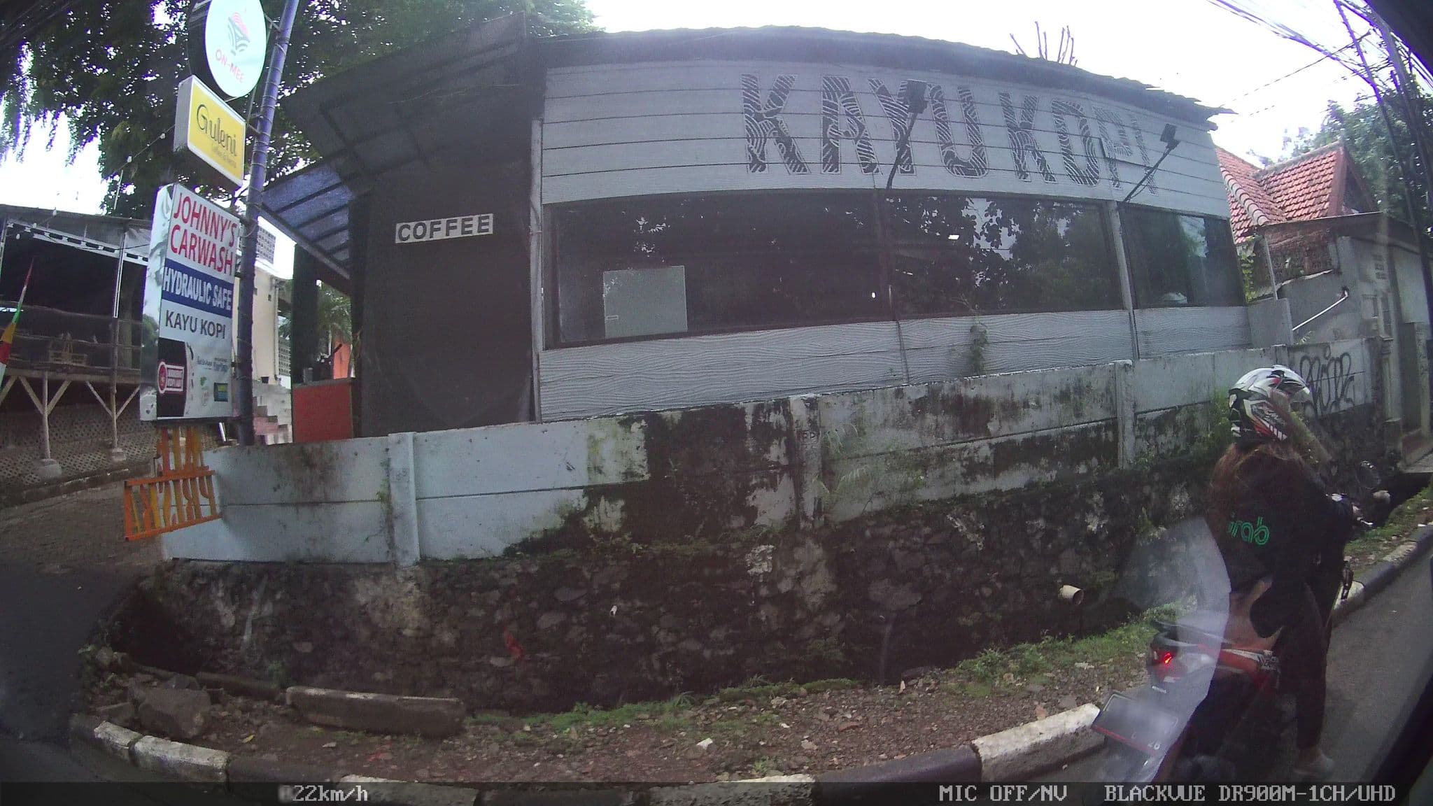 Street view near Villa Papi Mami 44A, Jakarta — © kaart_2 (CC BY-SA · Mapillary)