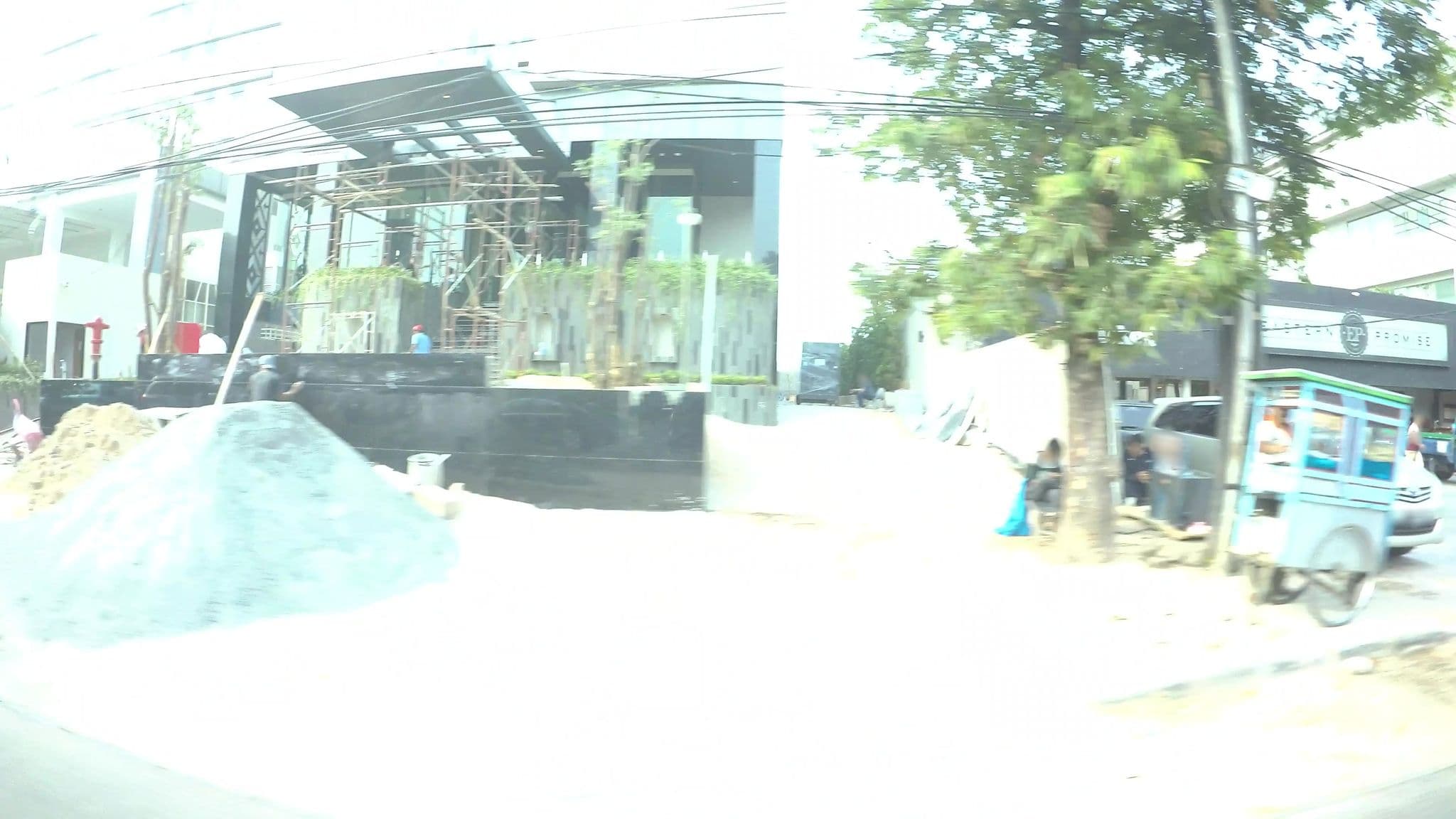 Street view near Swimming Pool, Jakarta — © kaart_3 (CC BY-SA · Mapillary)