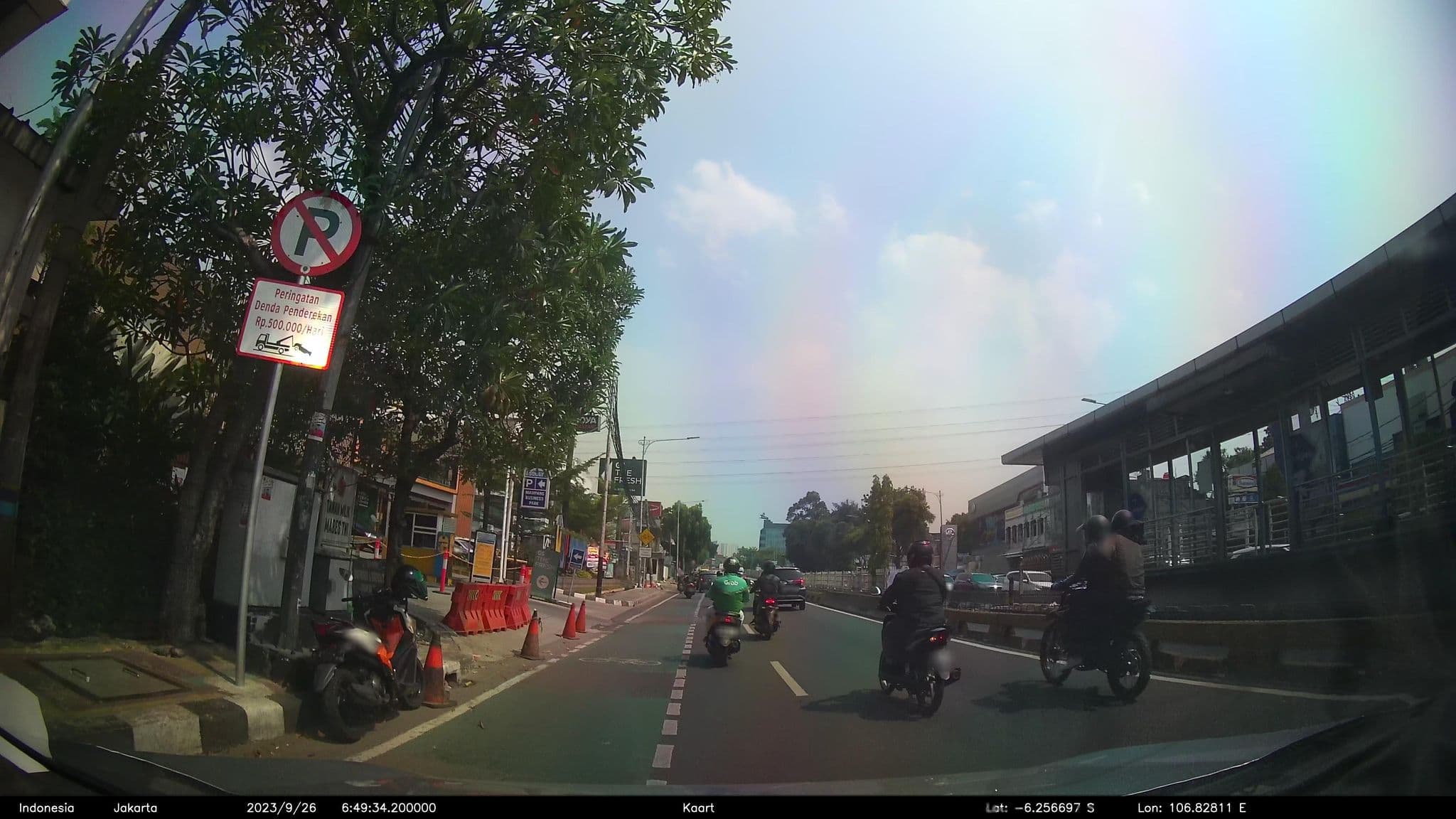 Street view near Hotel Cipta 2, Jakarta — © kaart5 (CC BY-SA · Mapillary)