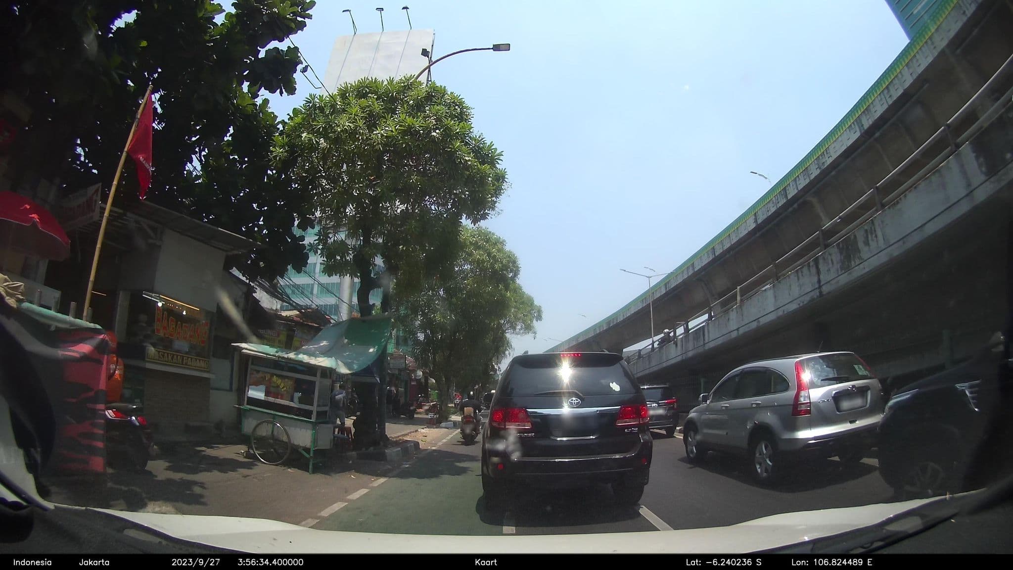 Street view near receptionist maharadja, Jakarta — © kaart_2 (CC BY-SA · Mapillary)