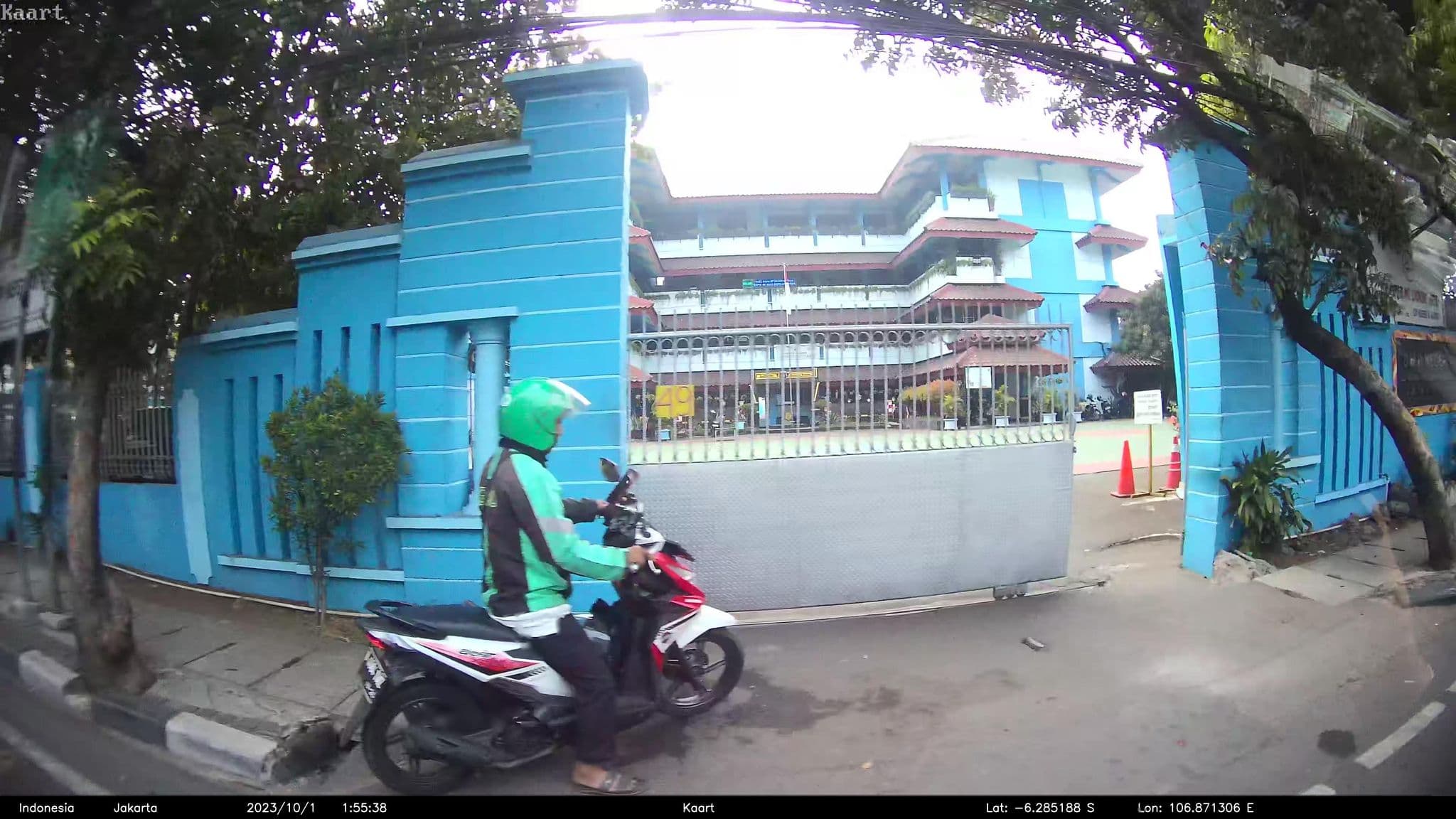Street view near Dreamland, Jakarta — © kaart_2 (CC BY-SA · Mapillary)