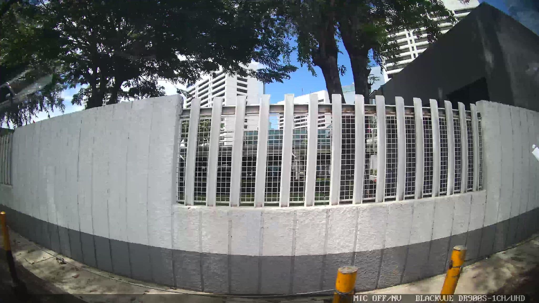 Street view near Aston Hotel Ambon, Jakarta — © Kaart---LEFT (CC BY-SA · Mapillary)