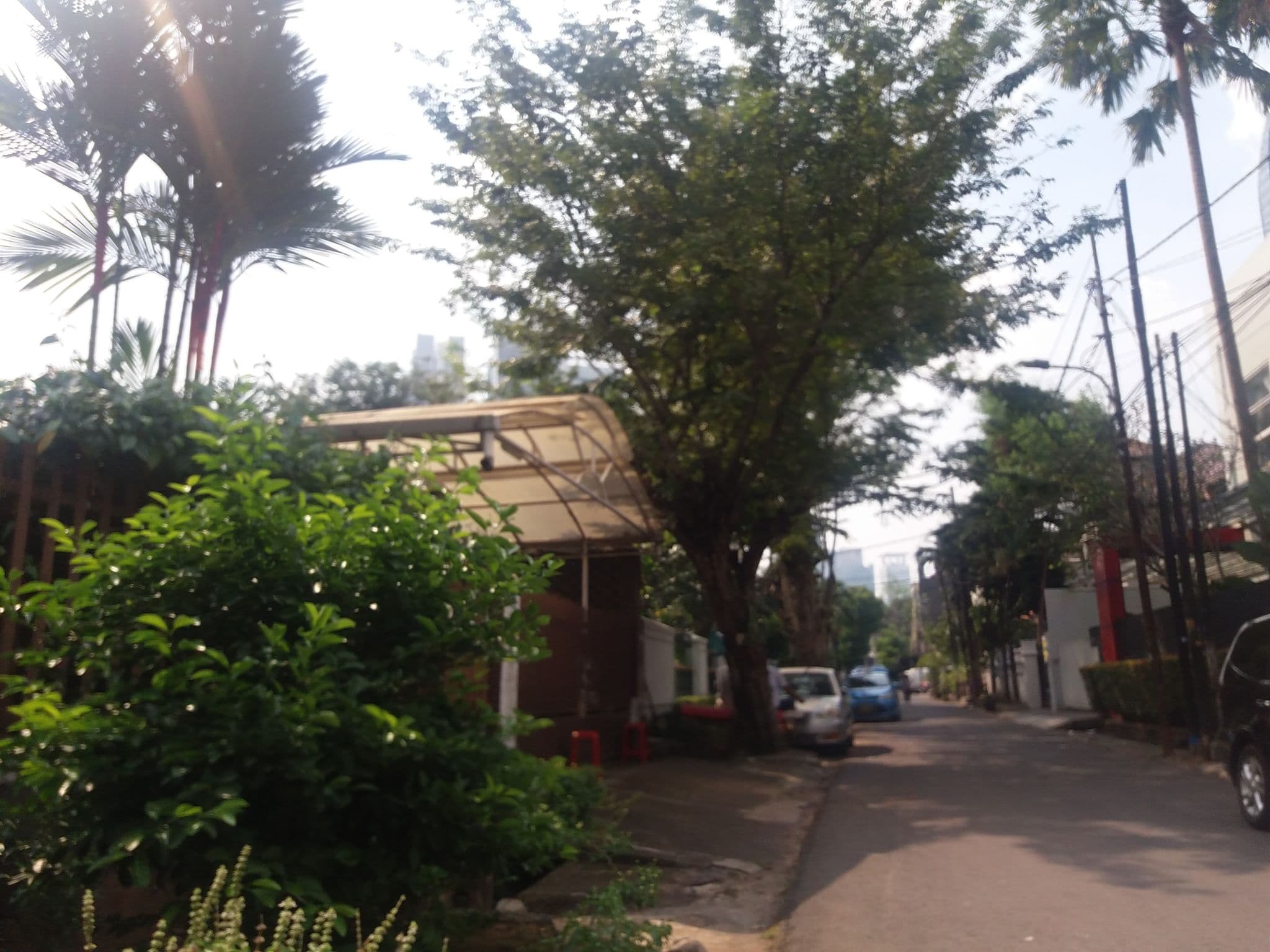 Street view near The Trans Hotel, Jakarta — © derry (CC BY-SA · Mapillary)