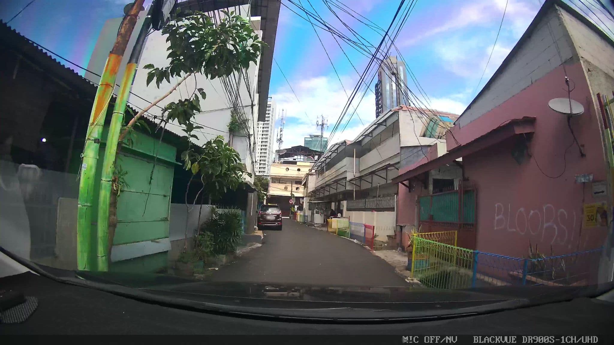 Street view near Hotel Lembang, Jakarta — © Kaart---FRONT (CC BY-SA · Mapillary)