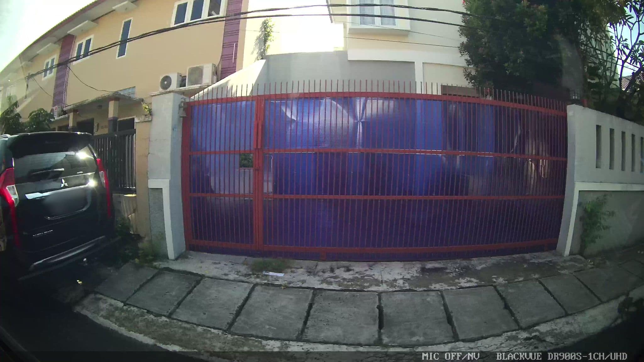 Street view near LeGreen Suite Poso, Jakarta — © Kaart---LEFT (CC BY-SA · Mapillary)