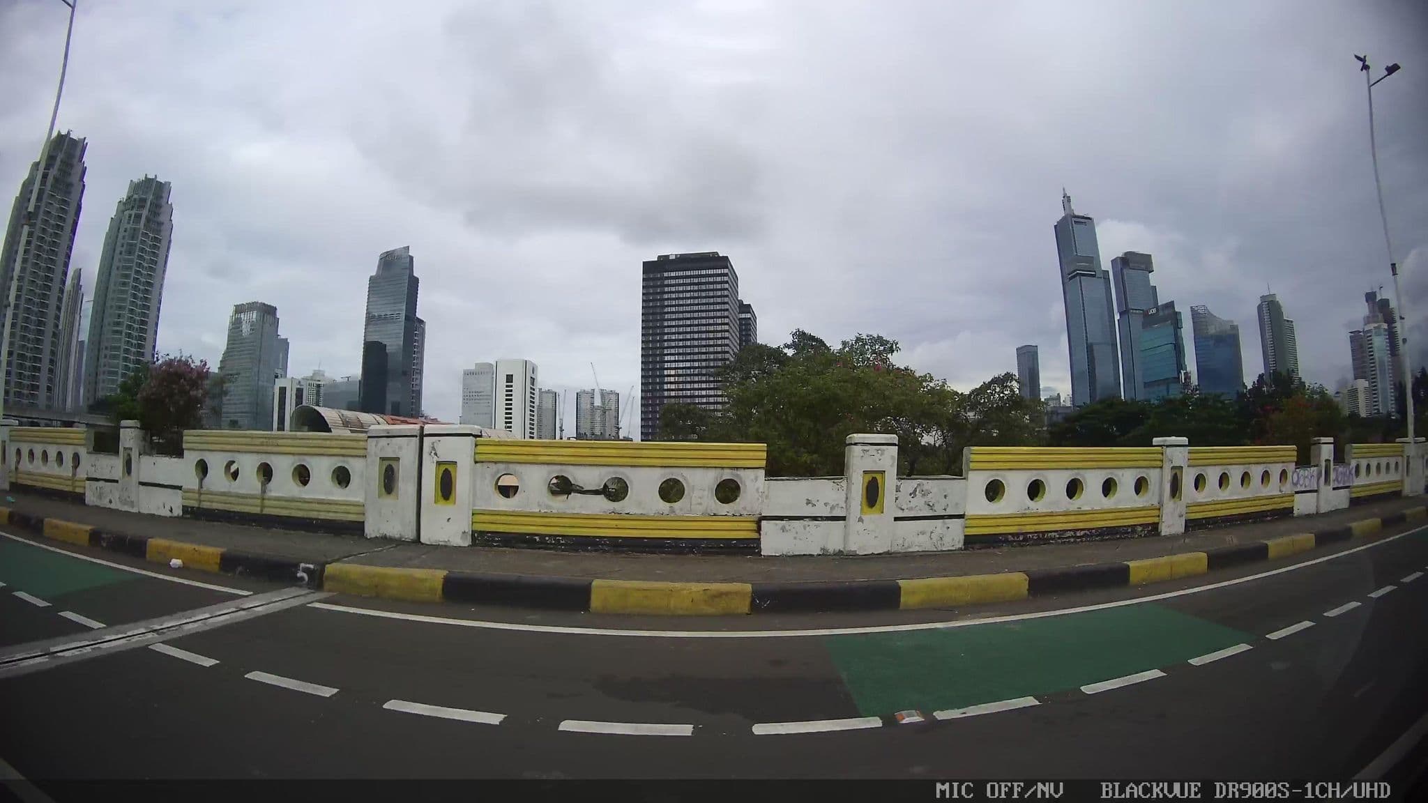 Street view near Four Seasons Hotel, Jakarta — © Kaart---LEFT (CC BY-SA · Mapillary)