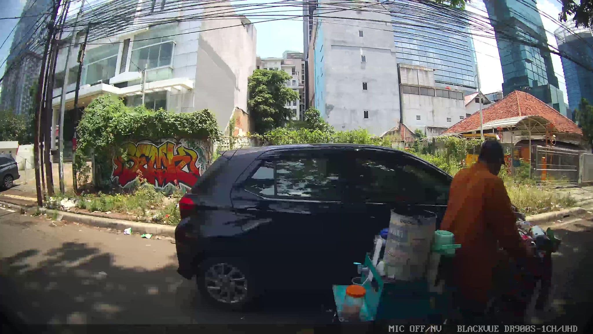 Street view near Residence 100, Jakarta — © Kaart---LEFT (CC BY-SA · Mapillary)