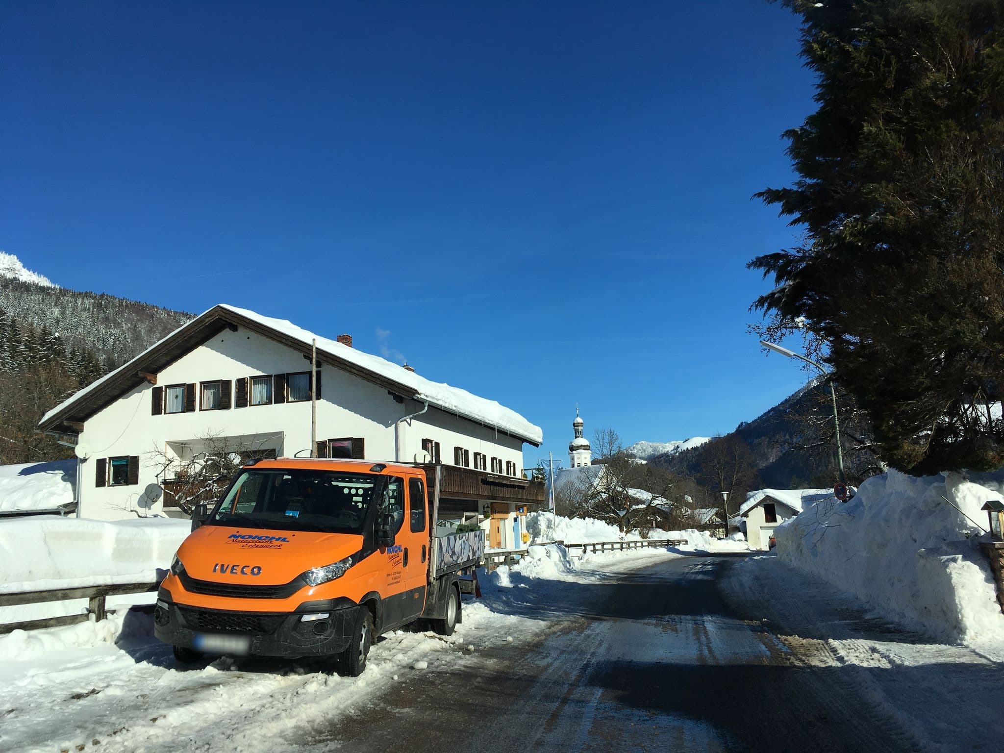 Street view near Haus Jennerwein, Niederndorf — © maleo (CC BY-SA · Mapillary)