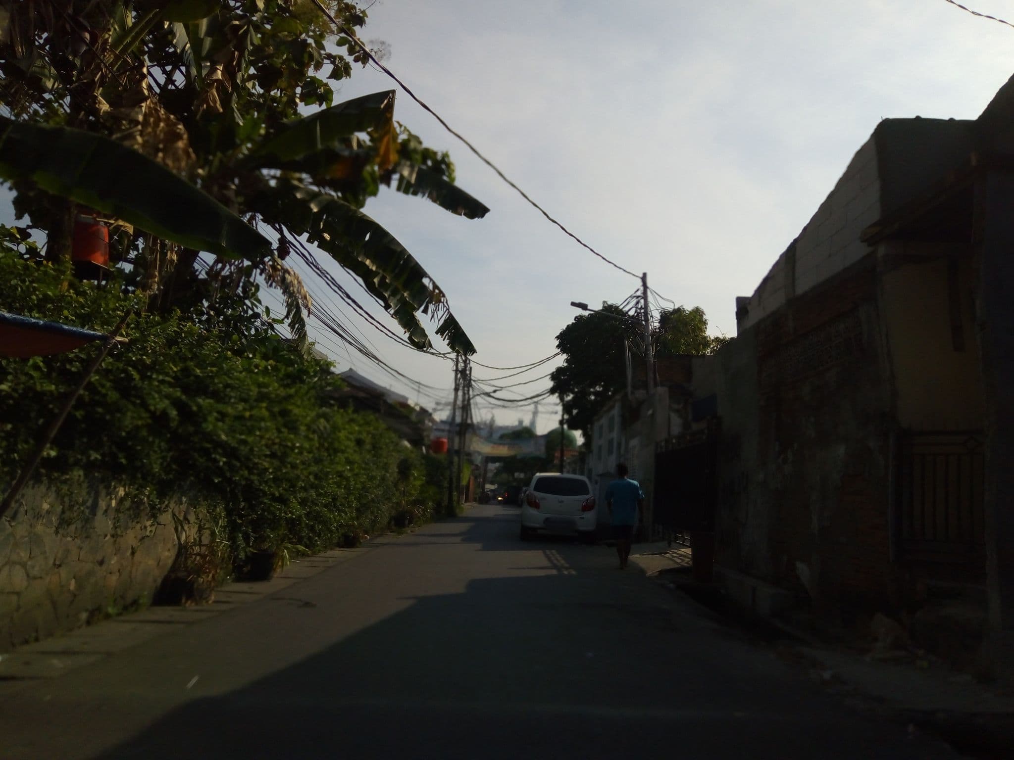 Street view near Ipan Hotel, Jakarta — © hafiedsh22 (CC BY-SA · Mapillary)