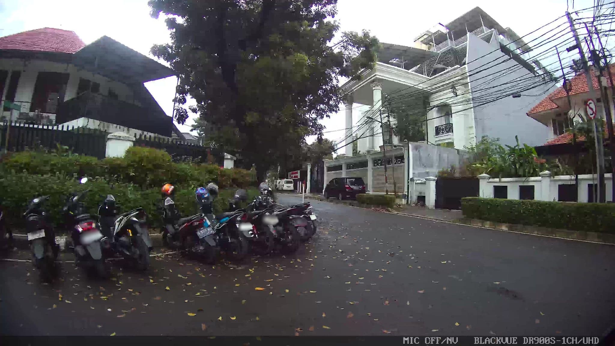 Street view near Puri Insan Asih PT, Jakarta — © Kaart---RIGHT (CC BY-SA · Mapillary)