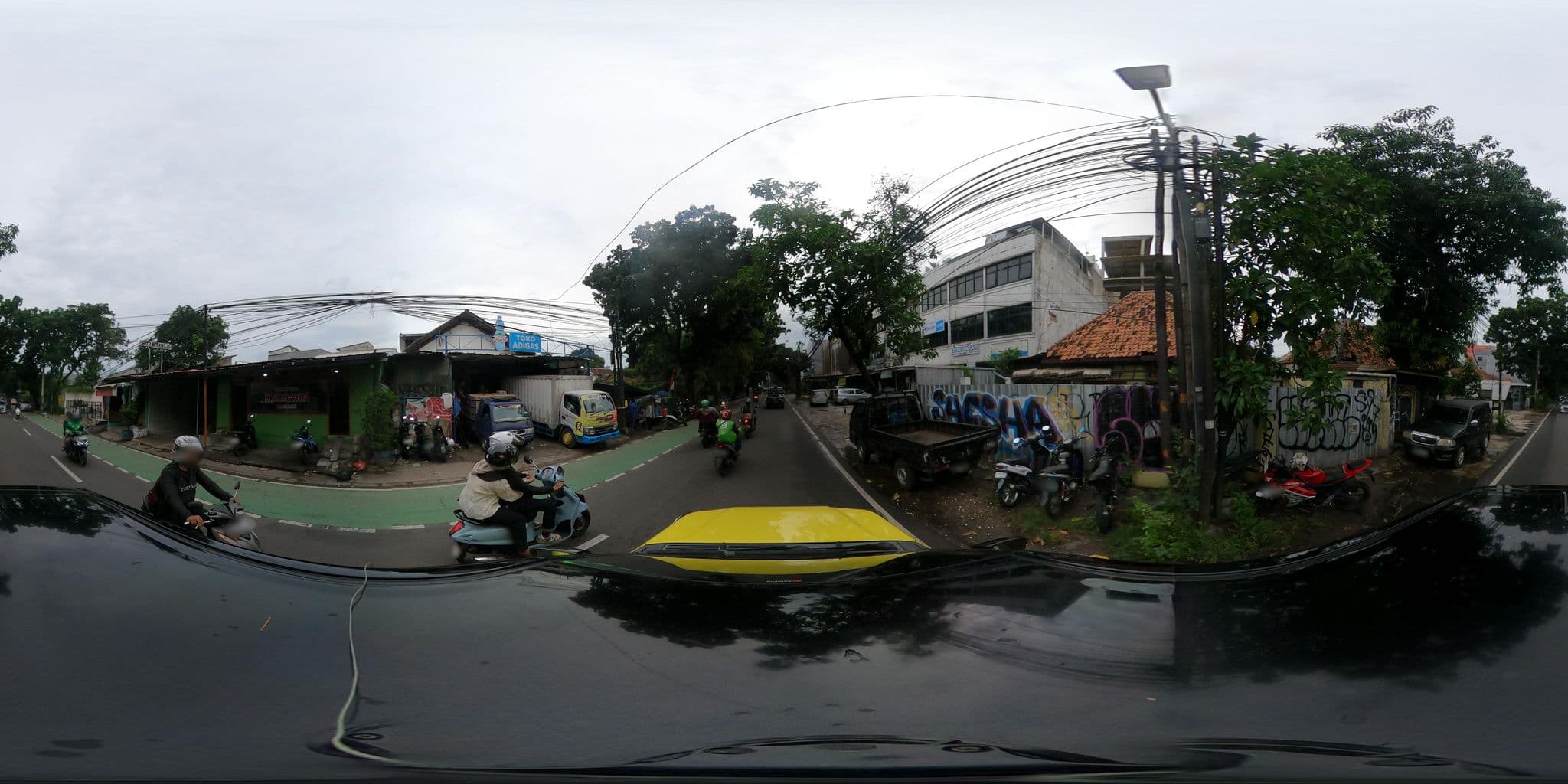 Street view near Dream Land Resort, Jakarta — © Kaart---360 (CC BY-SA · Mapillary)