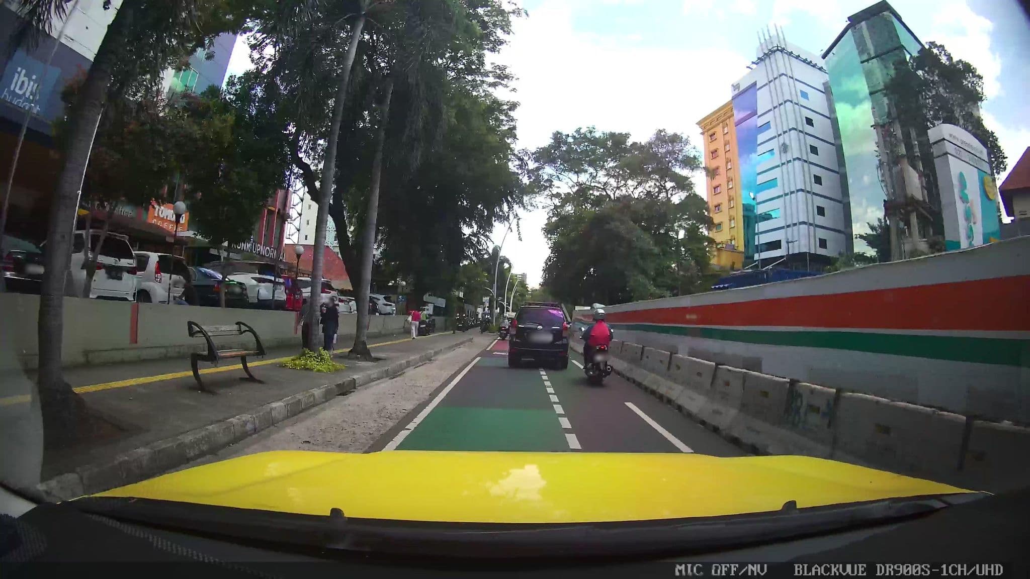 Street view near Formula F1 [Taman Ismail Marzuki], Jakarta — © Kaart---FRONT (CC BY-SA · Mapillary)