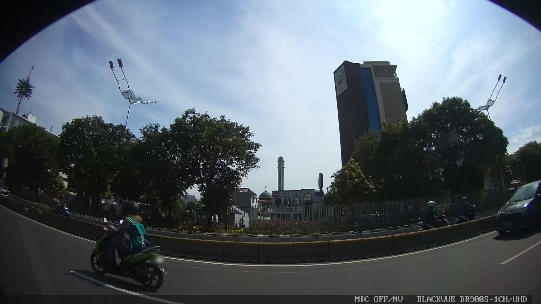 Street view near alia matraman hotel, Jakarta — © Kaart---RIGHT (CC BY-SA · Mapillary)