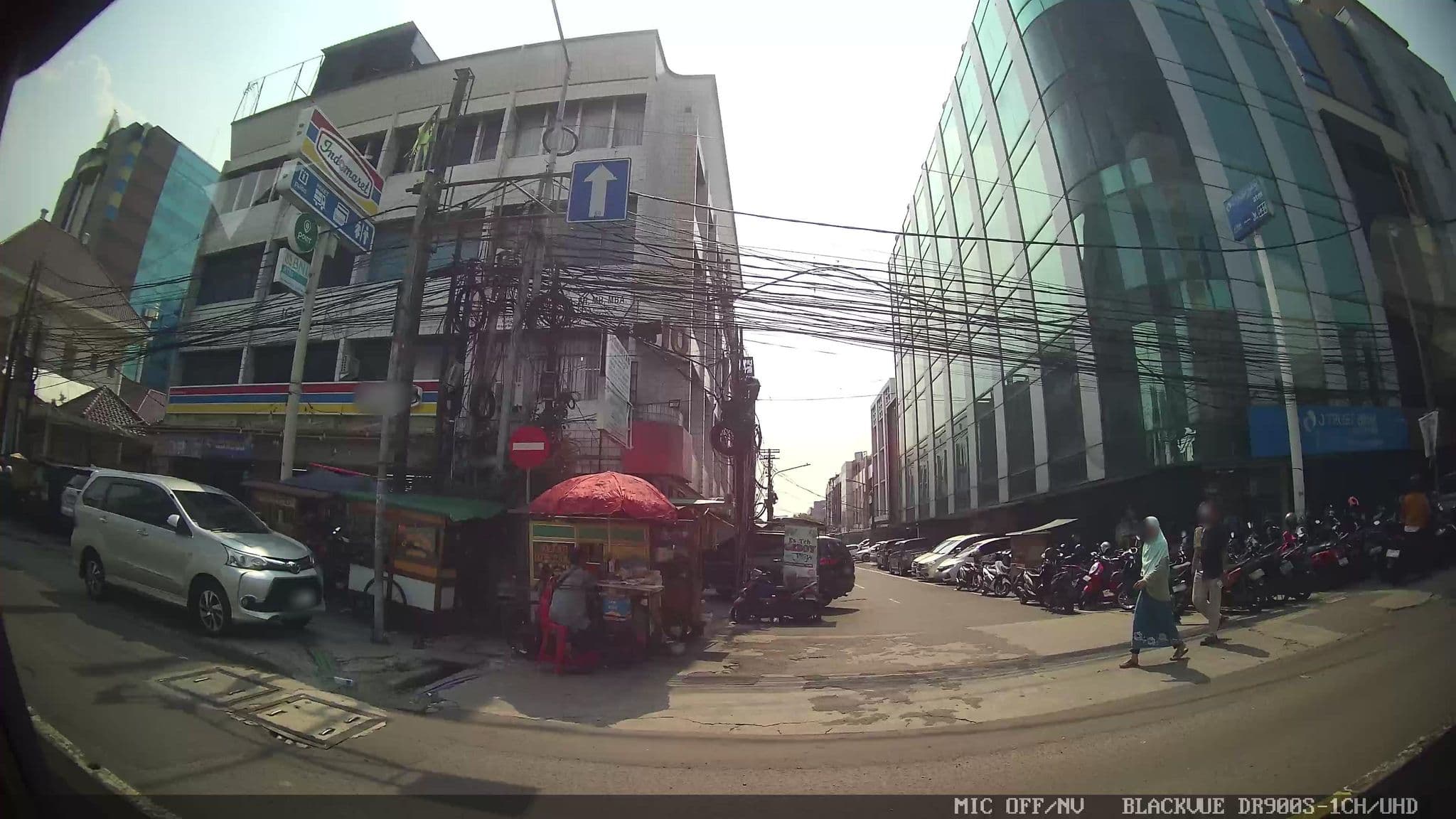 Street view near PT Global Arta Berjaya, Jakarta — © Kaart---RIGHT (CC BY-SA · Mapillary)