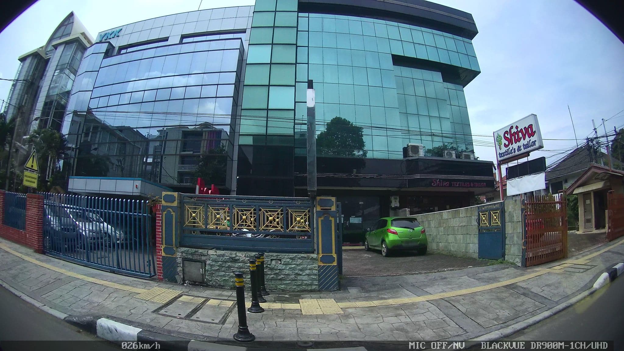 Street view near Reddoorz Taman Ismail Marzuki, Jakarta — © kaart_1 (CC BY-SA · Mapillary)