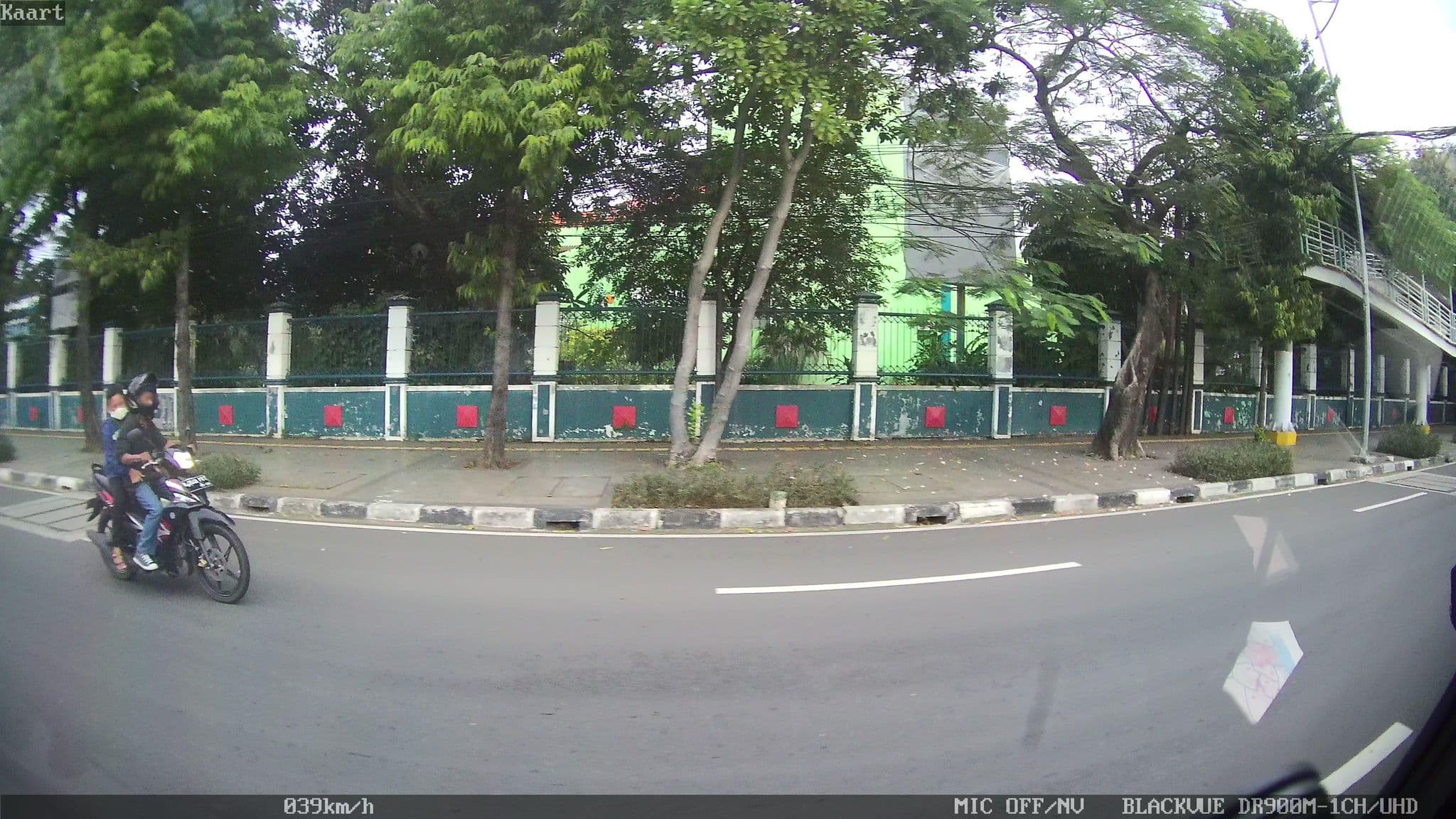 Street view near Hotel Pasar Baru, Jakarta — © kaart_1 (CC BY-SA · Mapillary)