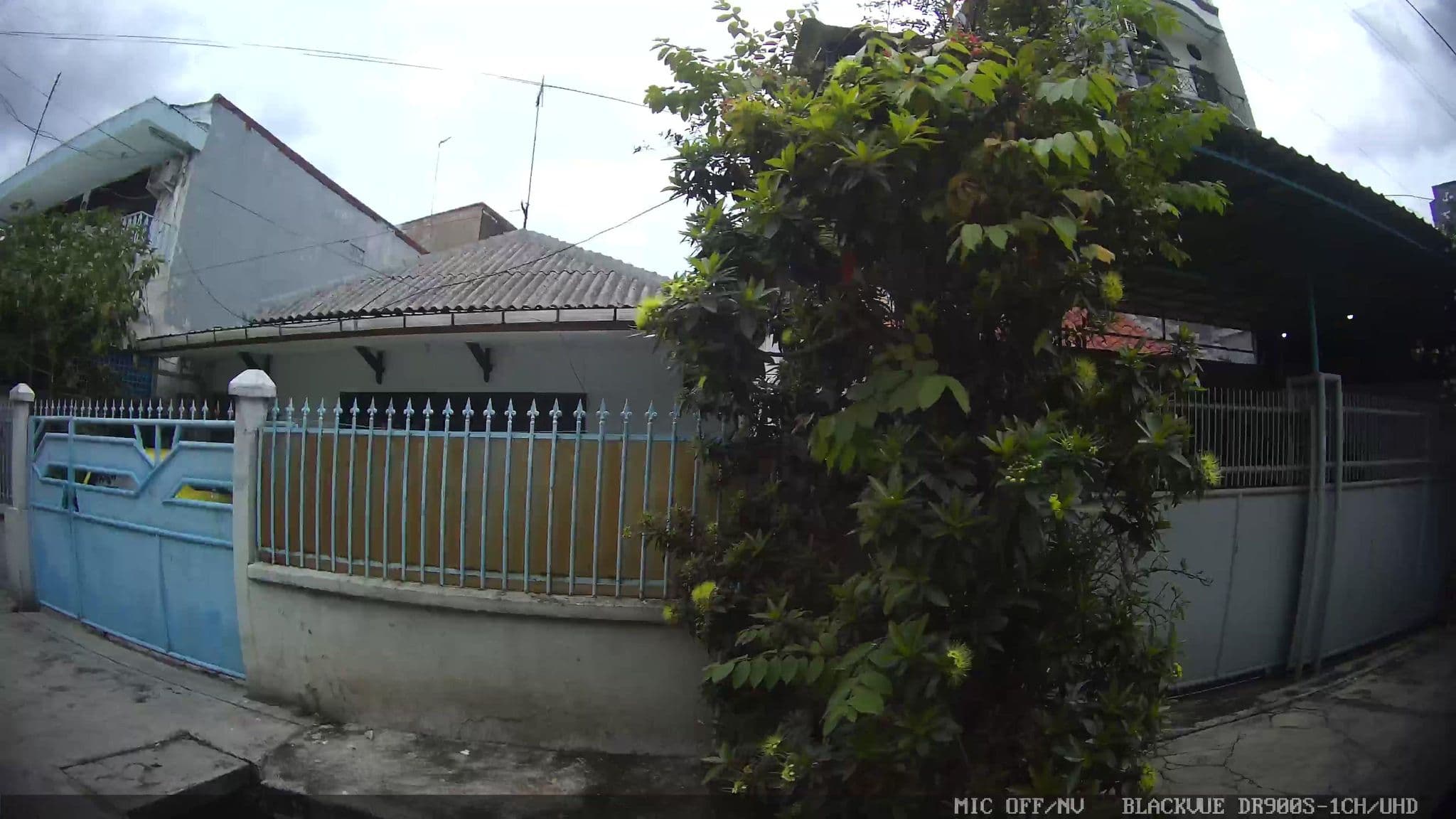 Street view near Dreamland, Jakarta — © Kaart---LEFT (CC BY-SA · Mapillary)