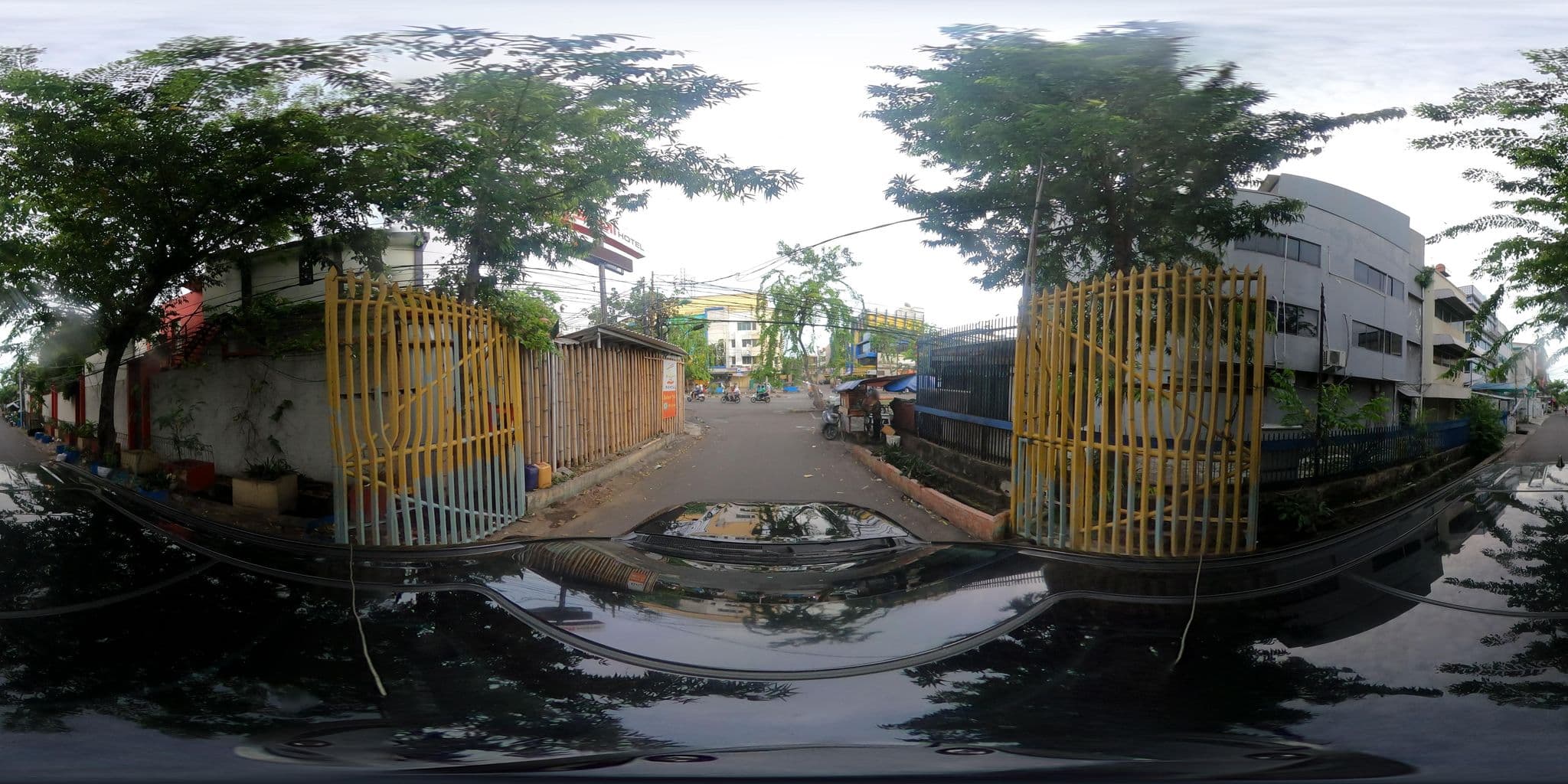 Street view near New Mangga Besar Hotel, Jakarta — © Kaart---360 (CC BY-SA · Mapillary)