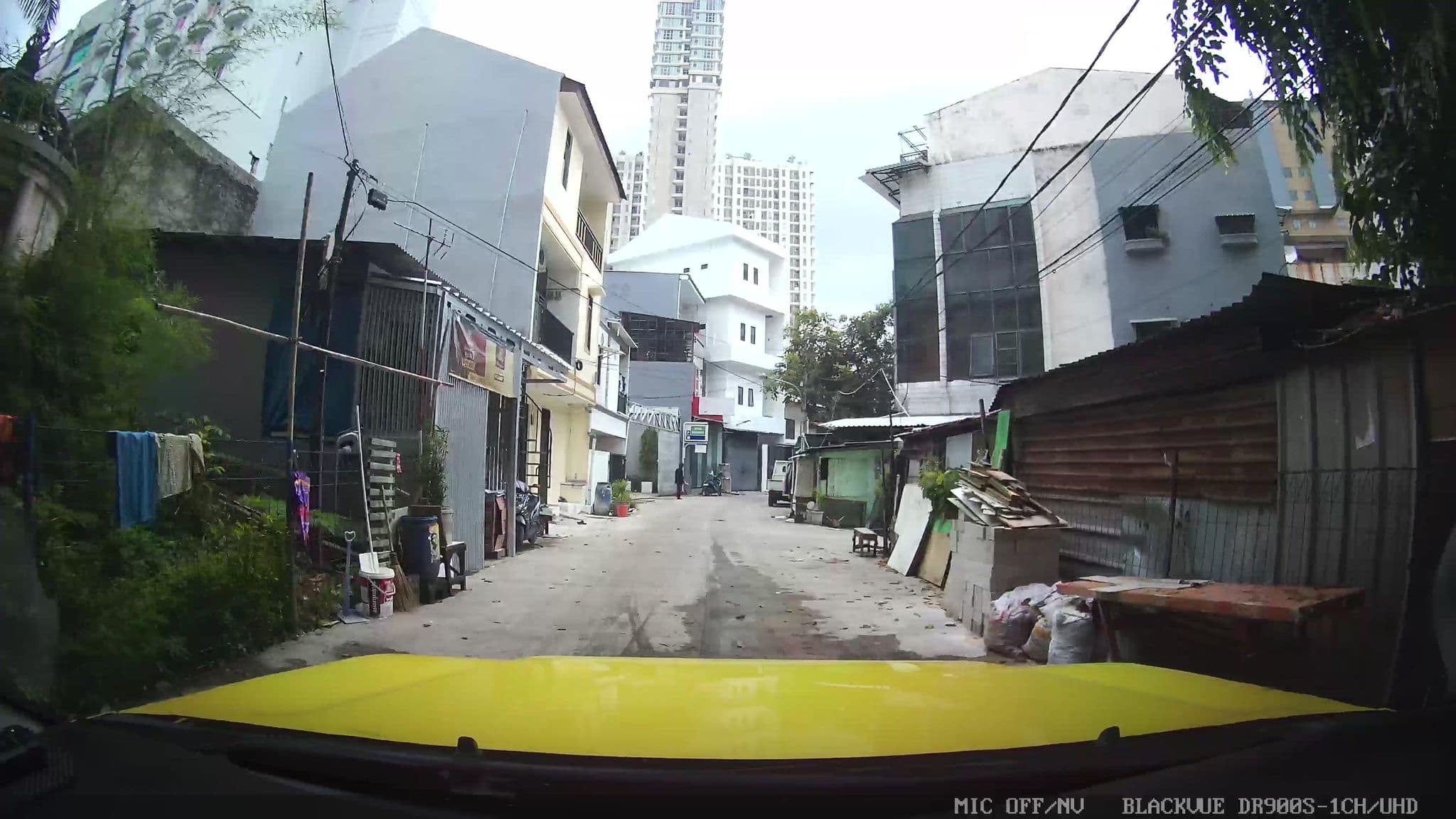 Street view near Pinx's Hostel by Kerf, Jakarta — © Kaart---FRONT (CC BY-SA · Mapillary)