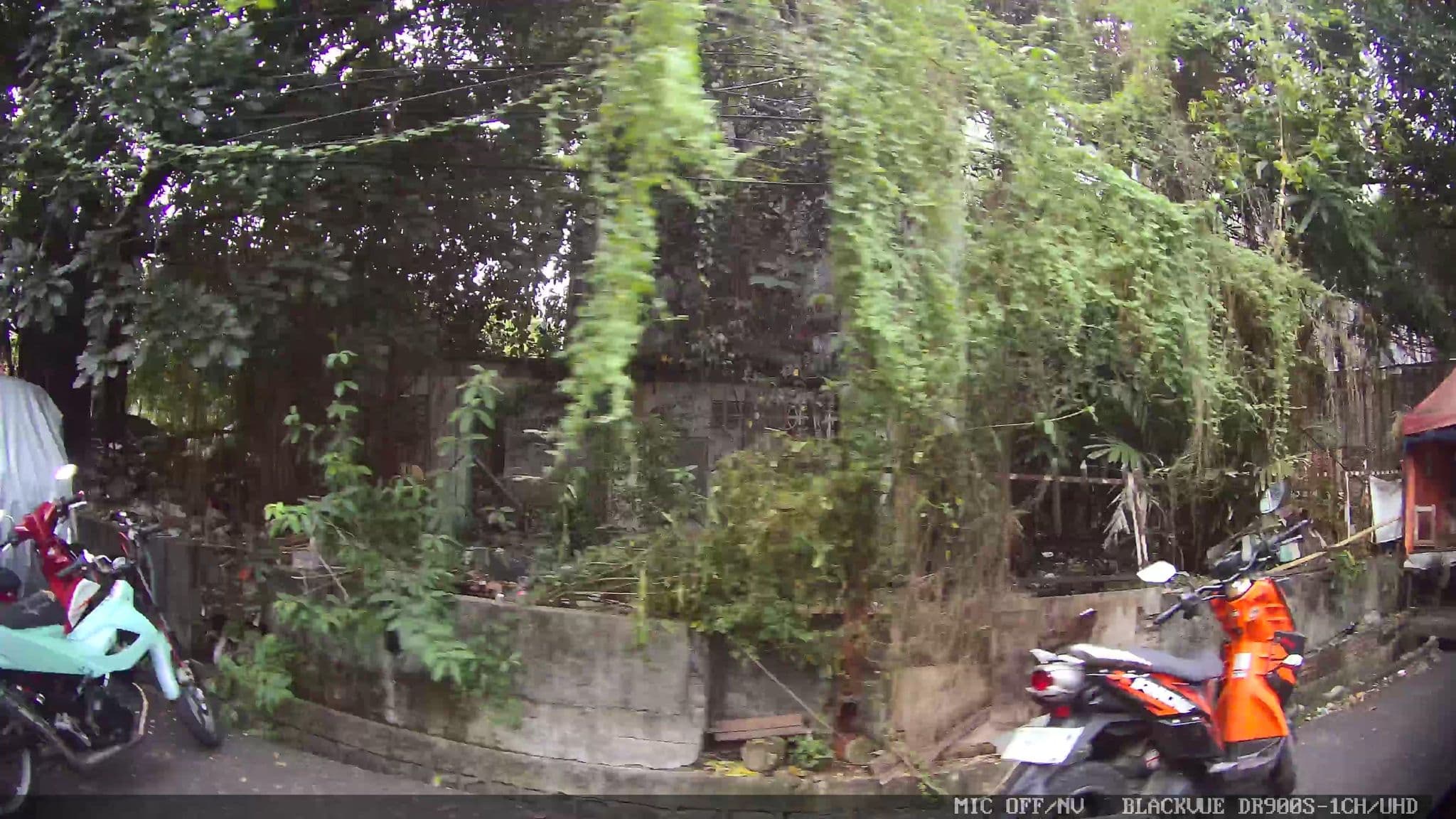 Street view near G Residence Mangga Besar, Jakarta — © Kaart---LEFT (CC BY-SA · Mapillary)