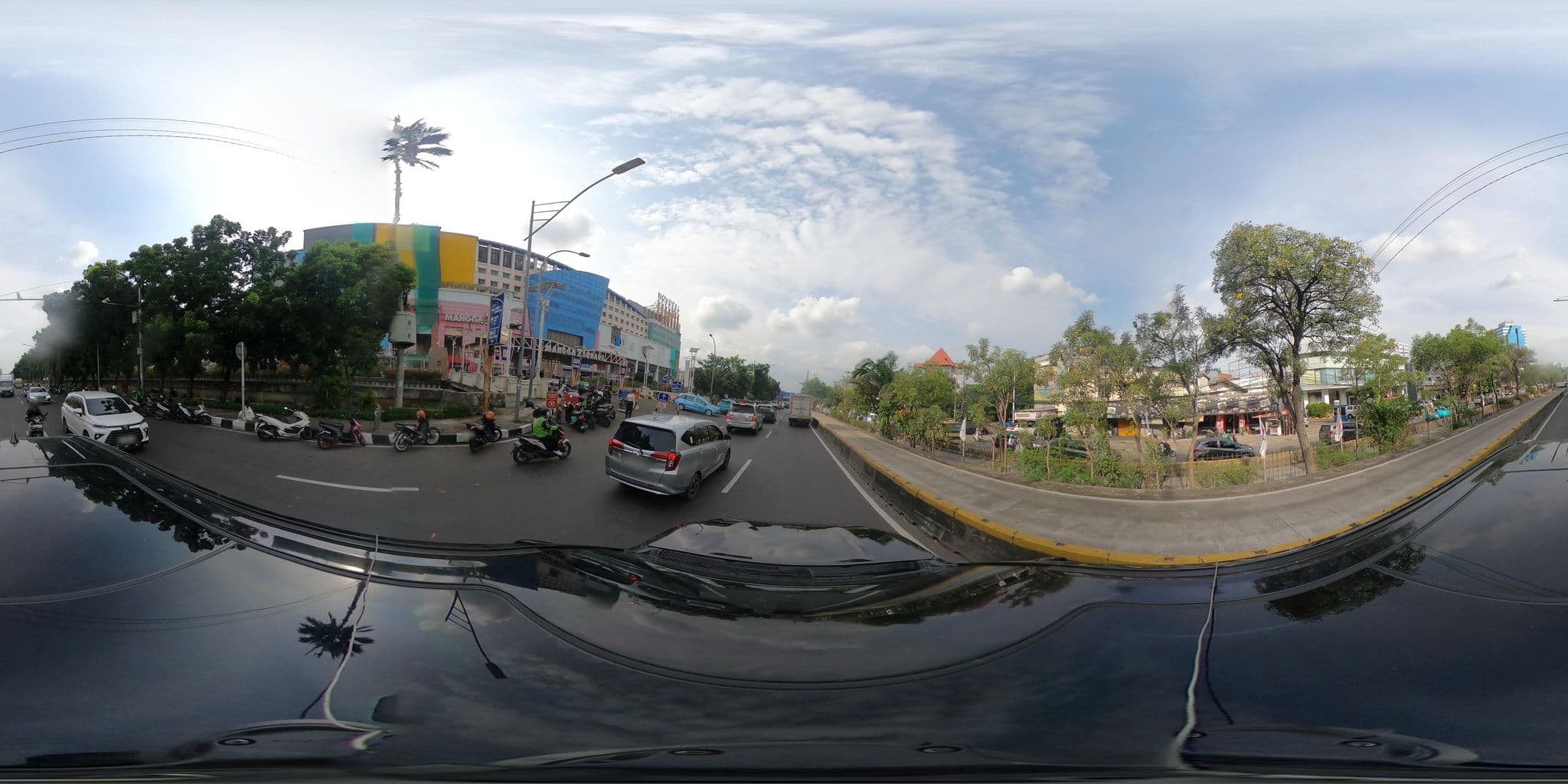 Street view near Novotel Gajah Mada, Jakarta — © Kaart---360 (CC BY-SA · Mapillary)