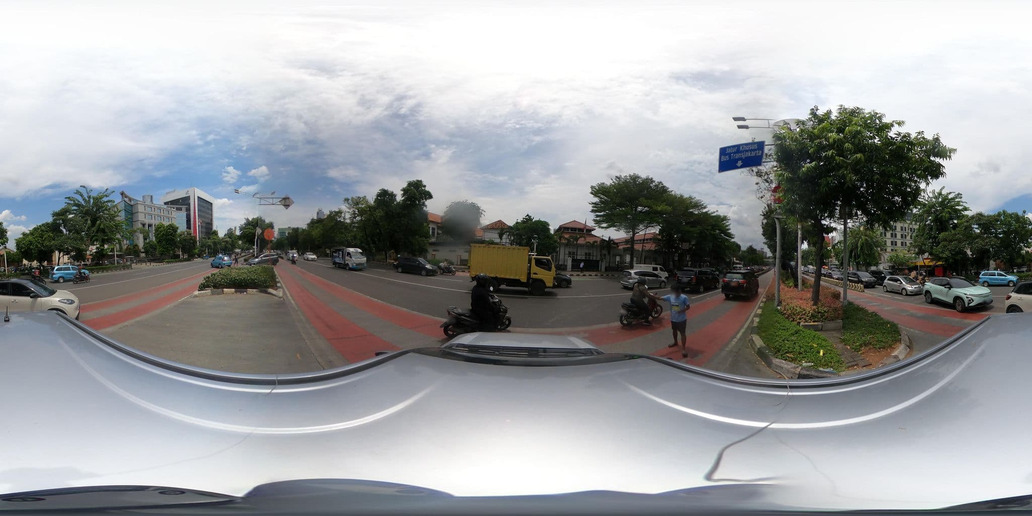 Street view near Room 706, Jakarta — © Kaart---360 (CC BY-SA · Mapillary)
