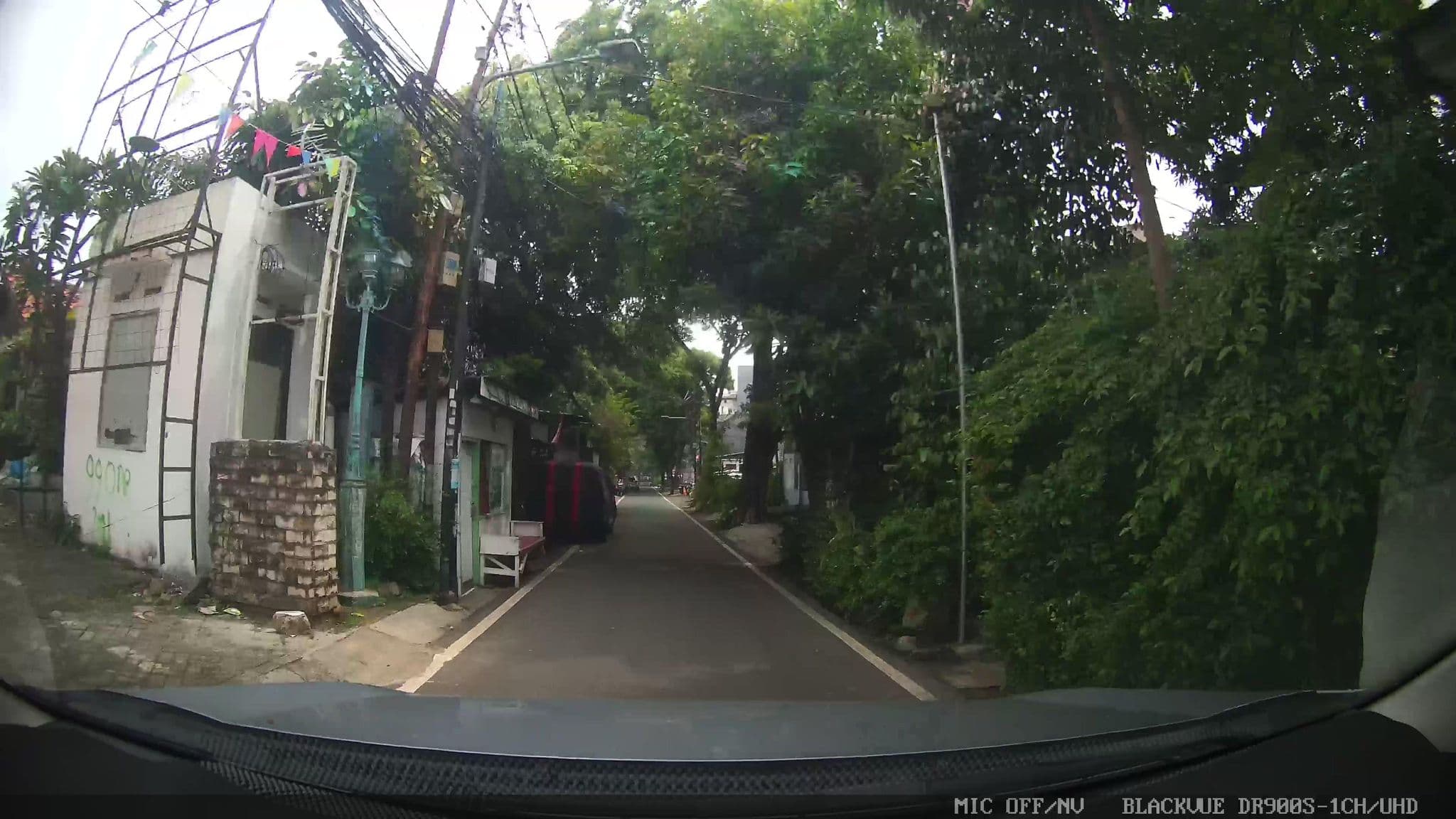 Street view near NIDA Rooms Jakarta Kramat Raya, Jakarta — © Kaart---FRONT (CC BY-SA · Mapillary)