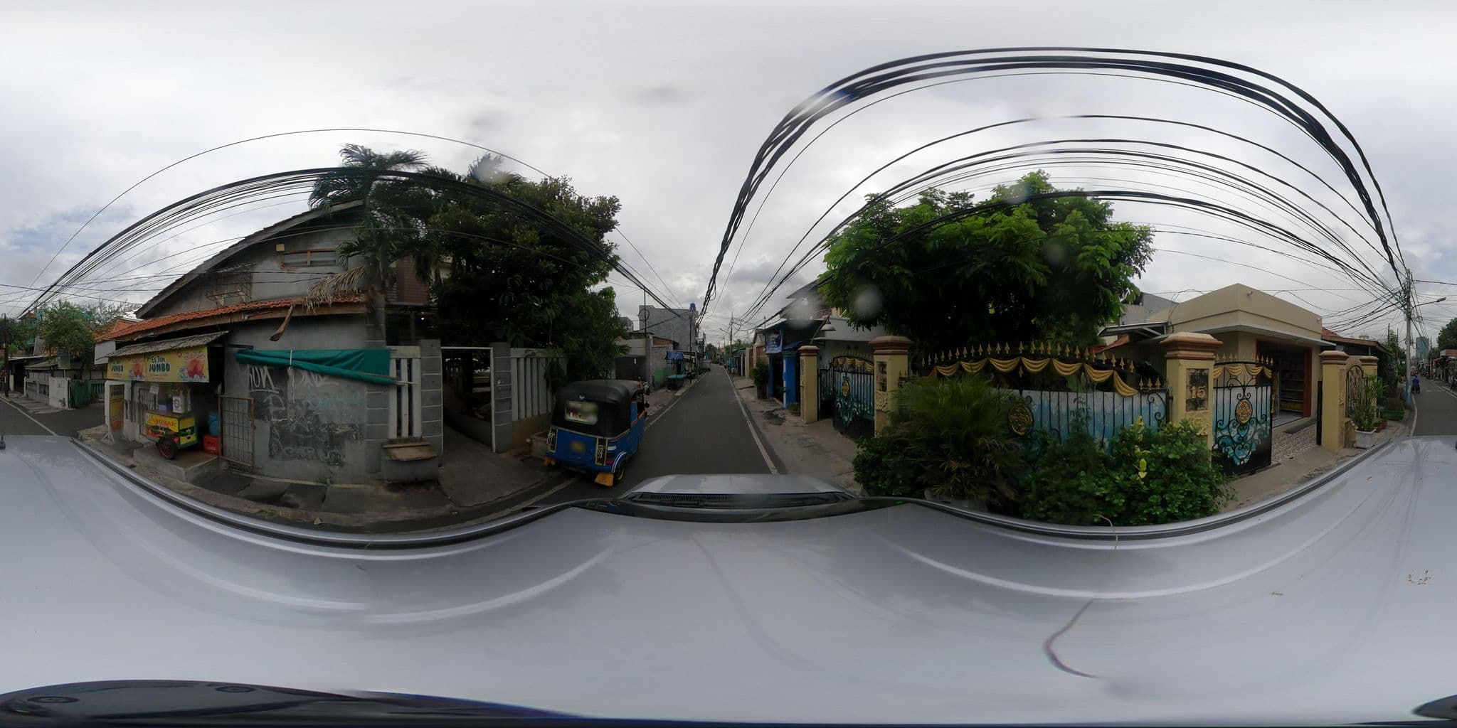 Street view near Puri Ayuda Resort, Jakarta — © Kaart---360 (CC BY-SA · Mapillary)