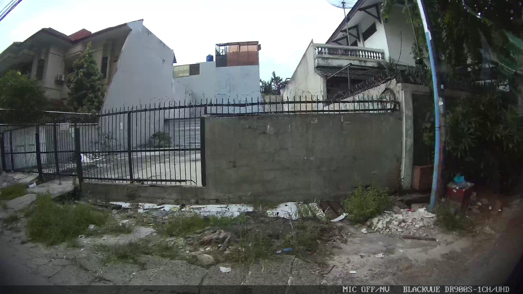 Street view near Coins Hotel Indonesia, Jakarta — © Kaart---LEFT (CC BY-SA · Mapillary)