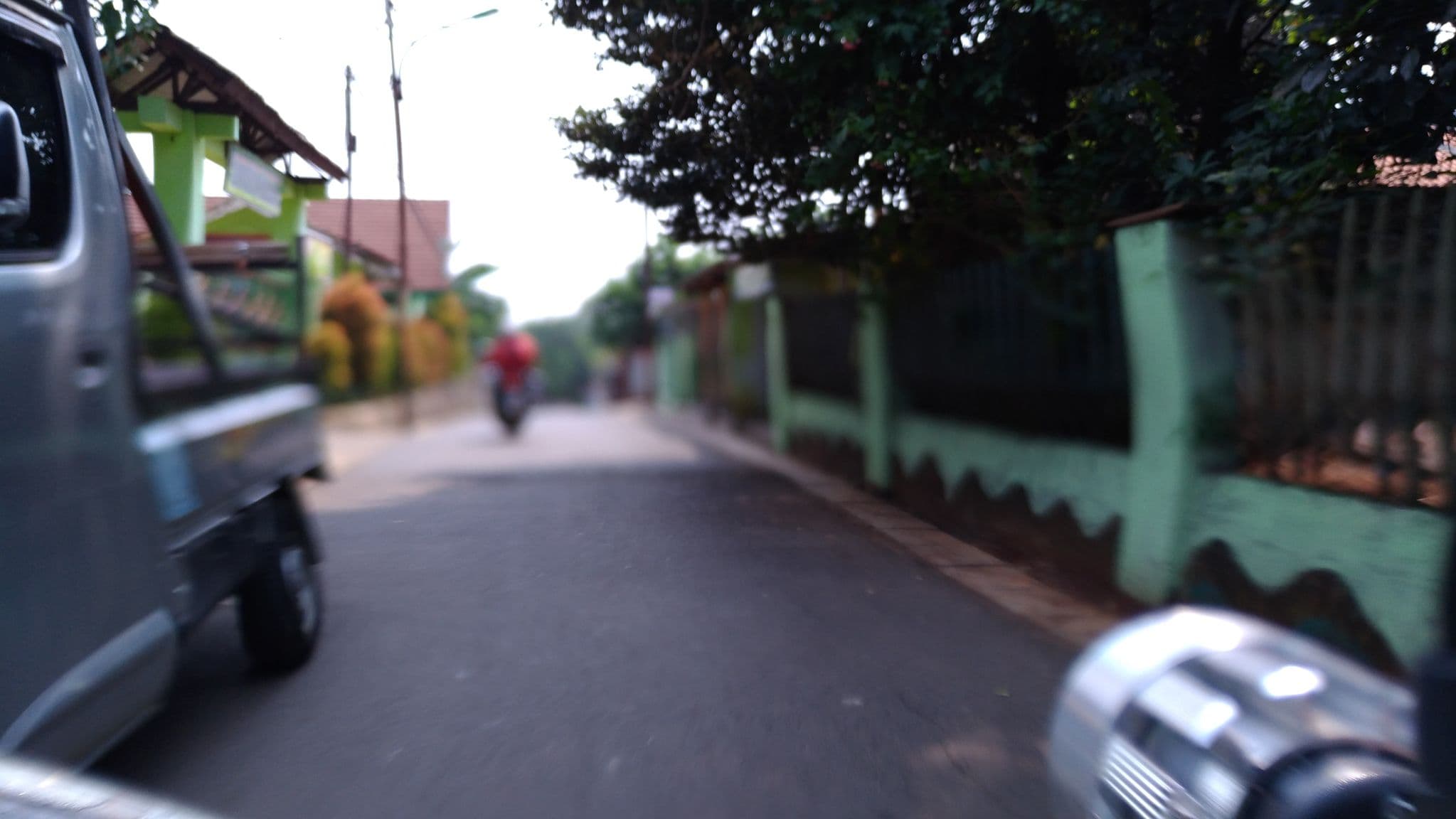 Street view near Hotel Sahid Raya, Cileungsir — © berryalf (CC BY-SA · Mapillary)