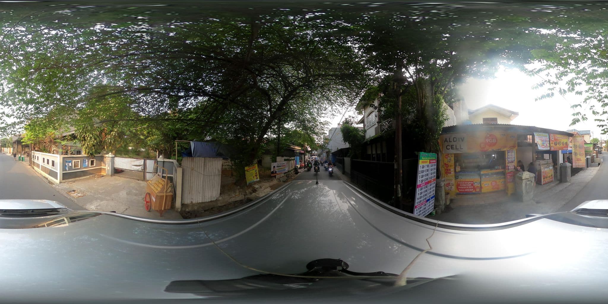 Street view near Hotel Cibinong 2, Depok — © kaart_2 (CC BY-SA · Mapillary)