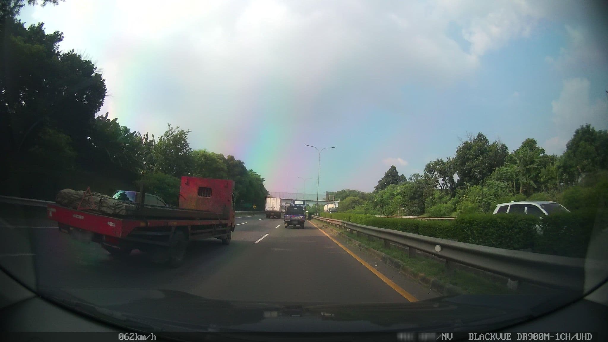 Street view near Summer Hills Bandung, Bekasi — © kaart_1 (CC BY-SA · Mapillary)