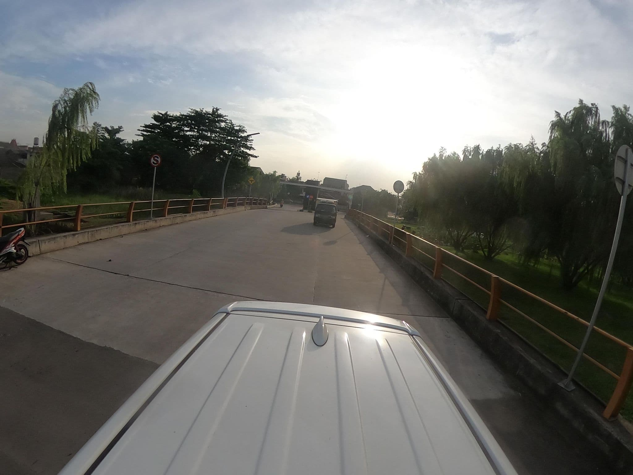 Street view near RizH Garden Hotel, Bekasi — © kaart_360 (CC BY-SA · Mapillary)