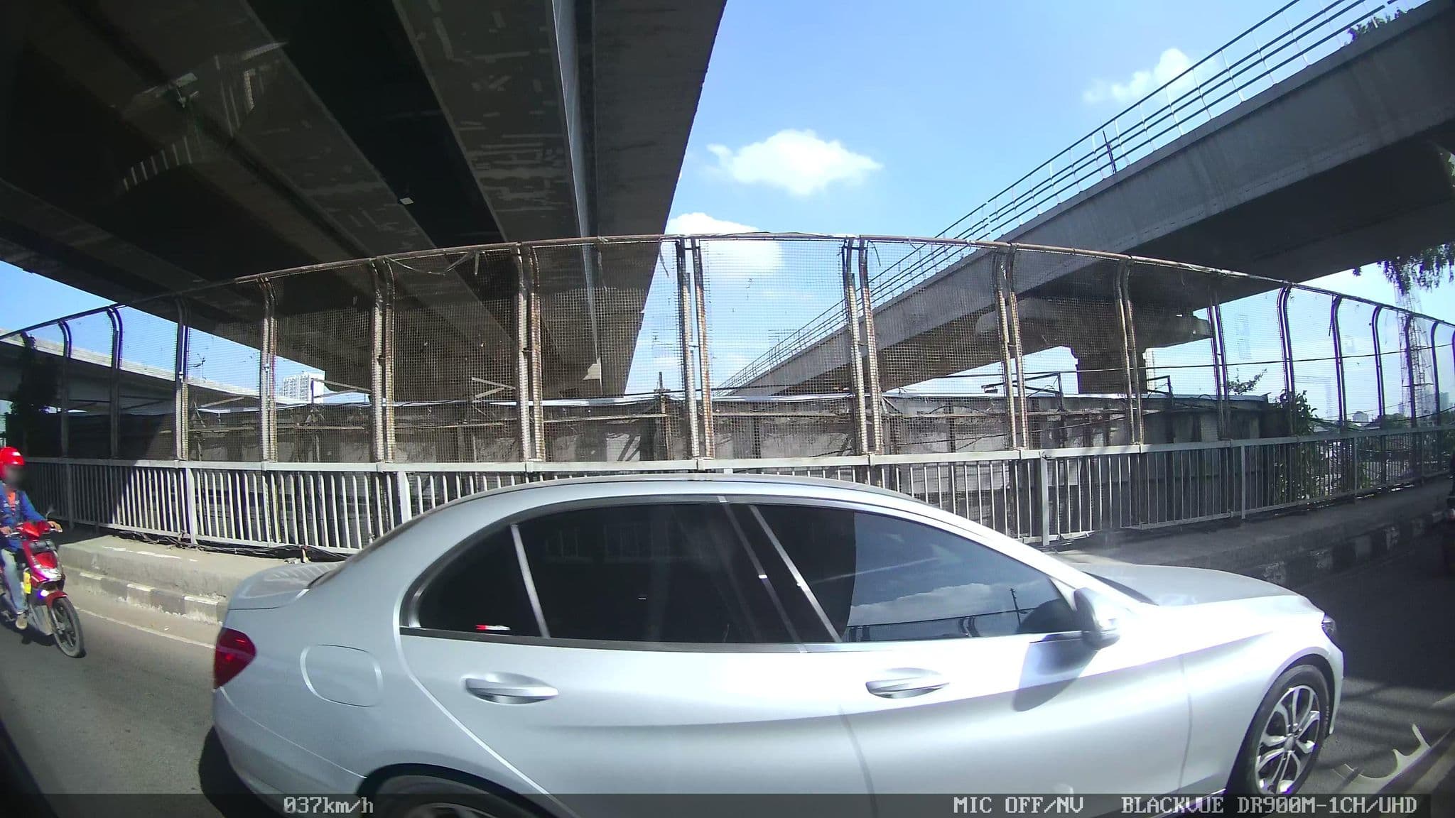 Street view near The Radiant Villas & Function, Bekasi — © kaart_2 (CC BY-SA · Mapillary)